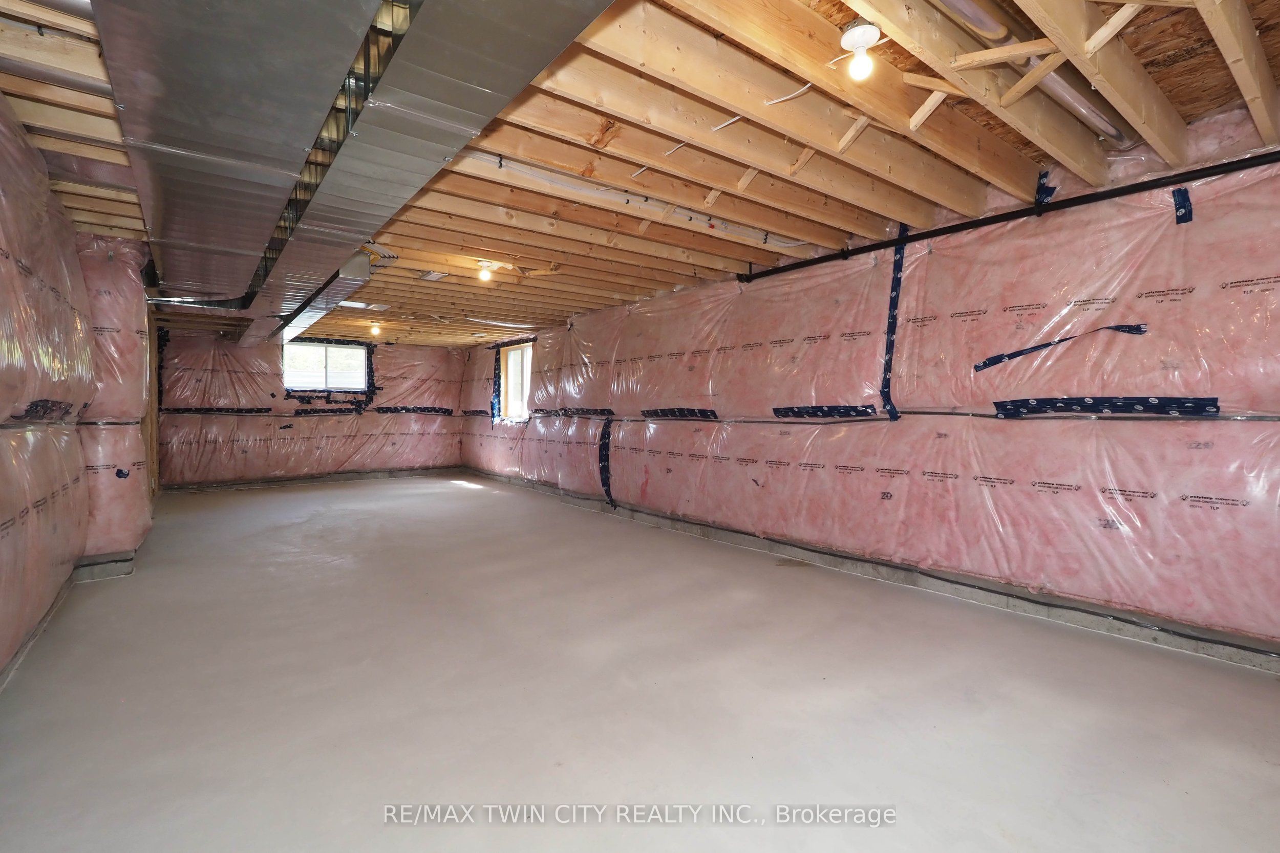 220 Jeffrey Place Property Photo 39