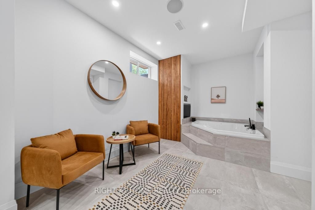 64 Ravina Crescent Property Photo 40