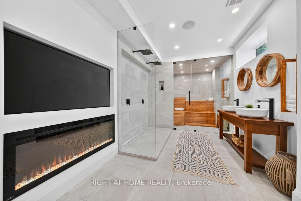 64 Ravina Crescent Property Photo 41