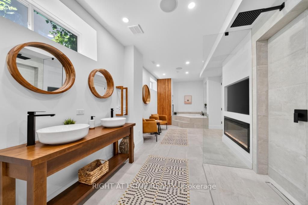 64 Ravina Crescent Property Photo 42
