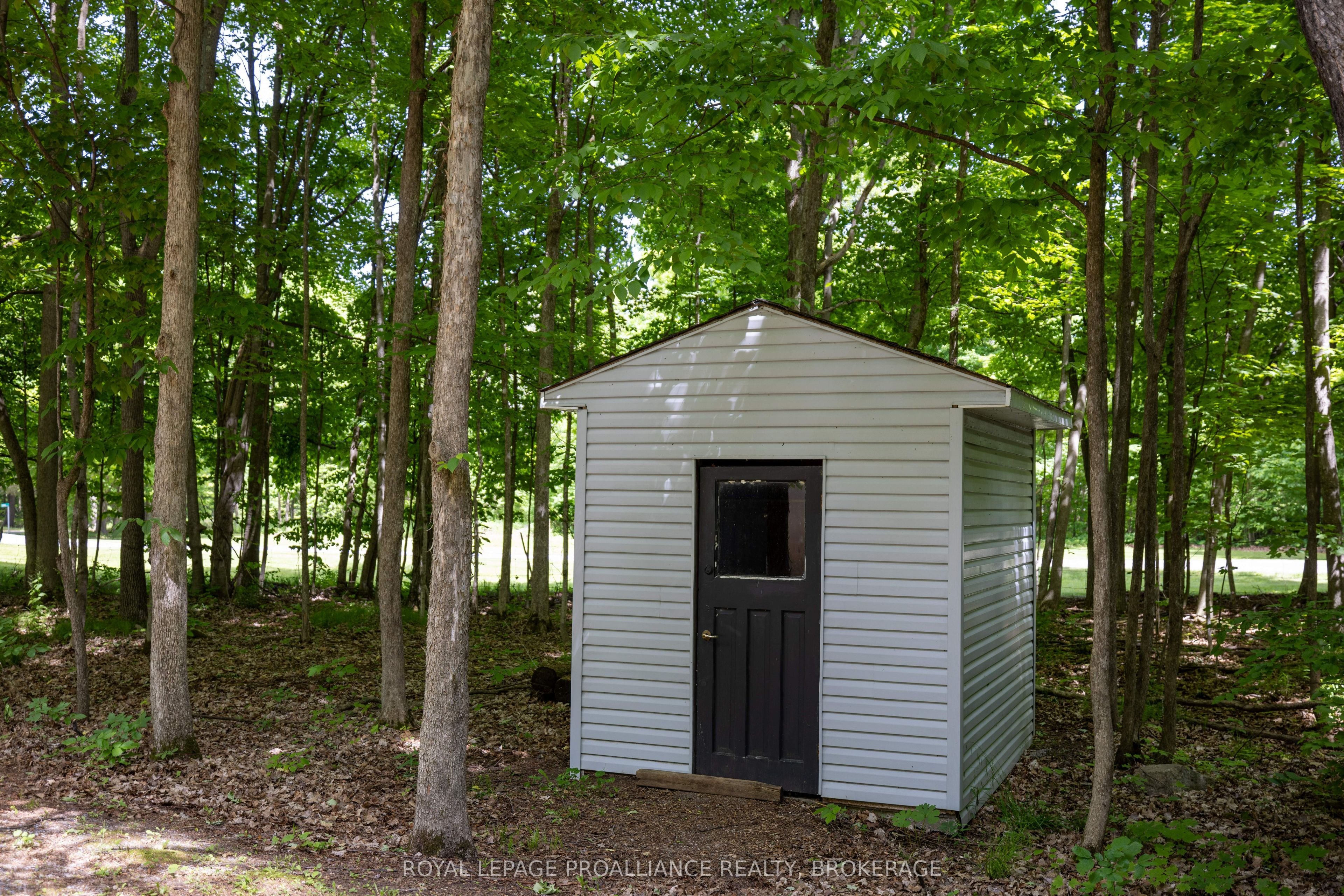 1403 Norway Road Property Photo 7