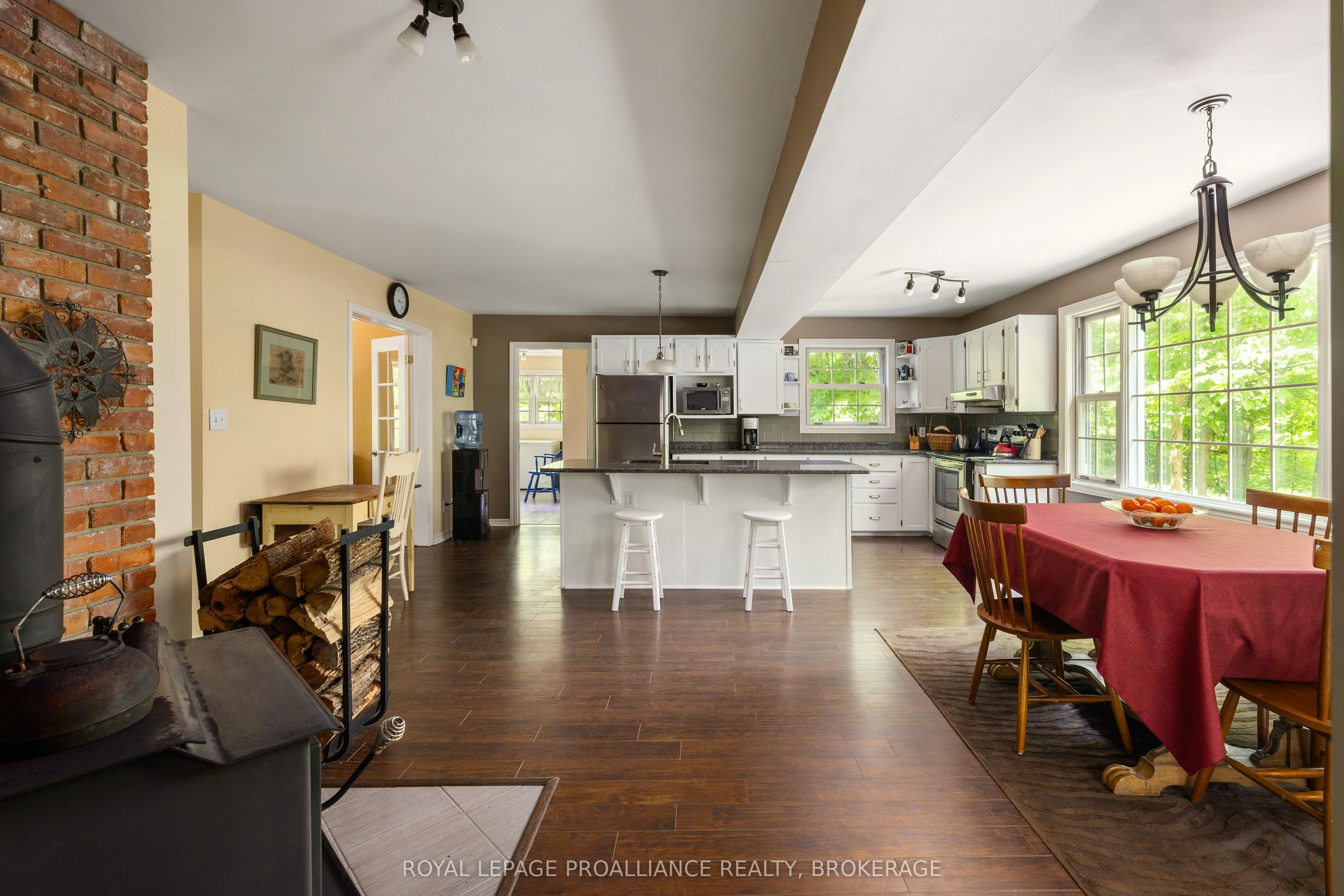 1403 Norway Road Property Photo 25