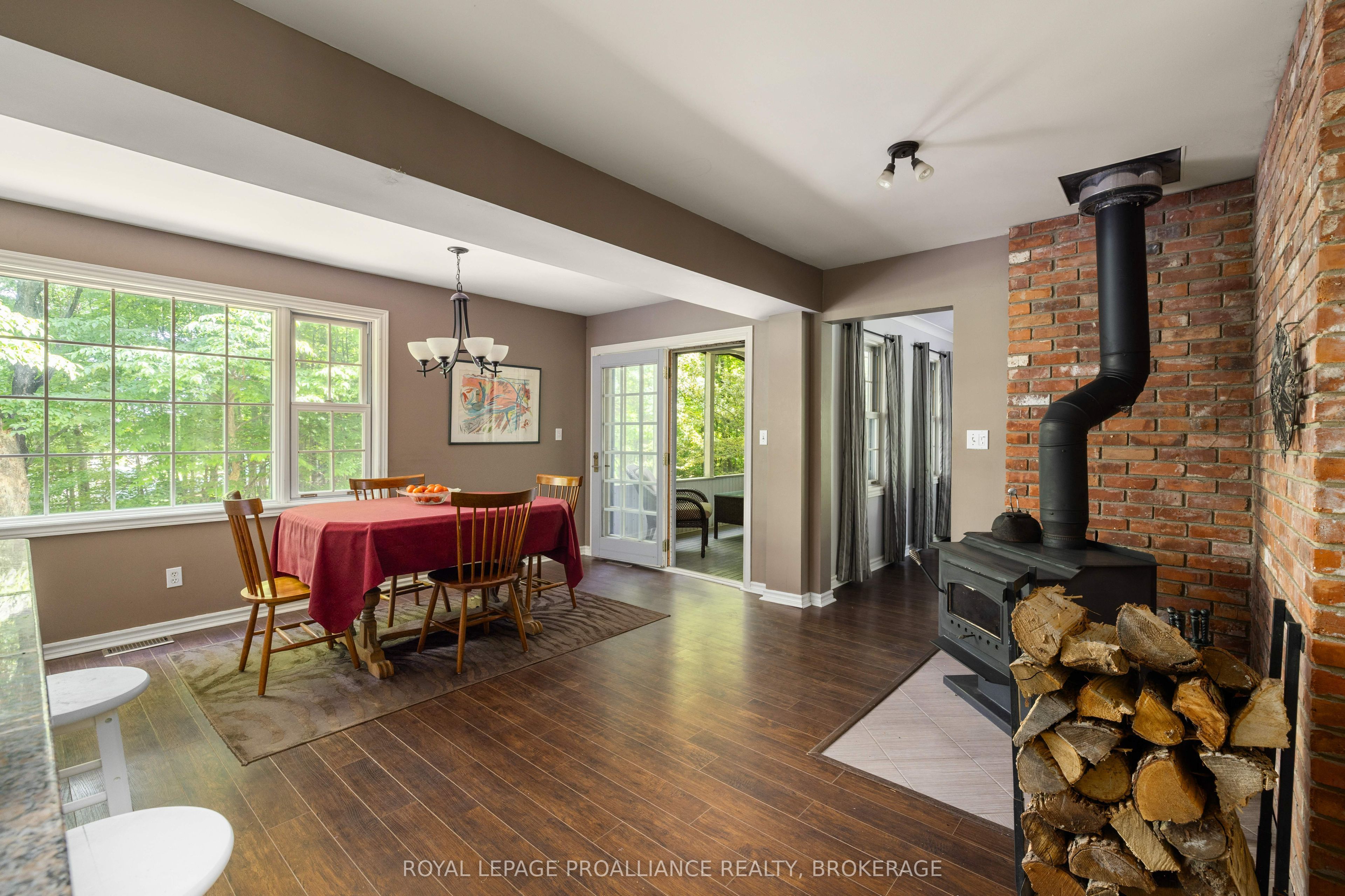 1403 Norway Road Property Photo 26