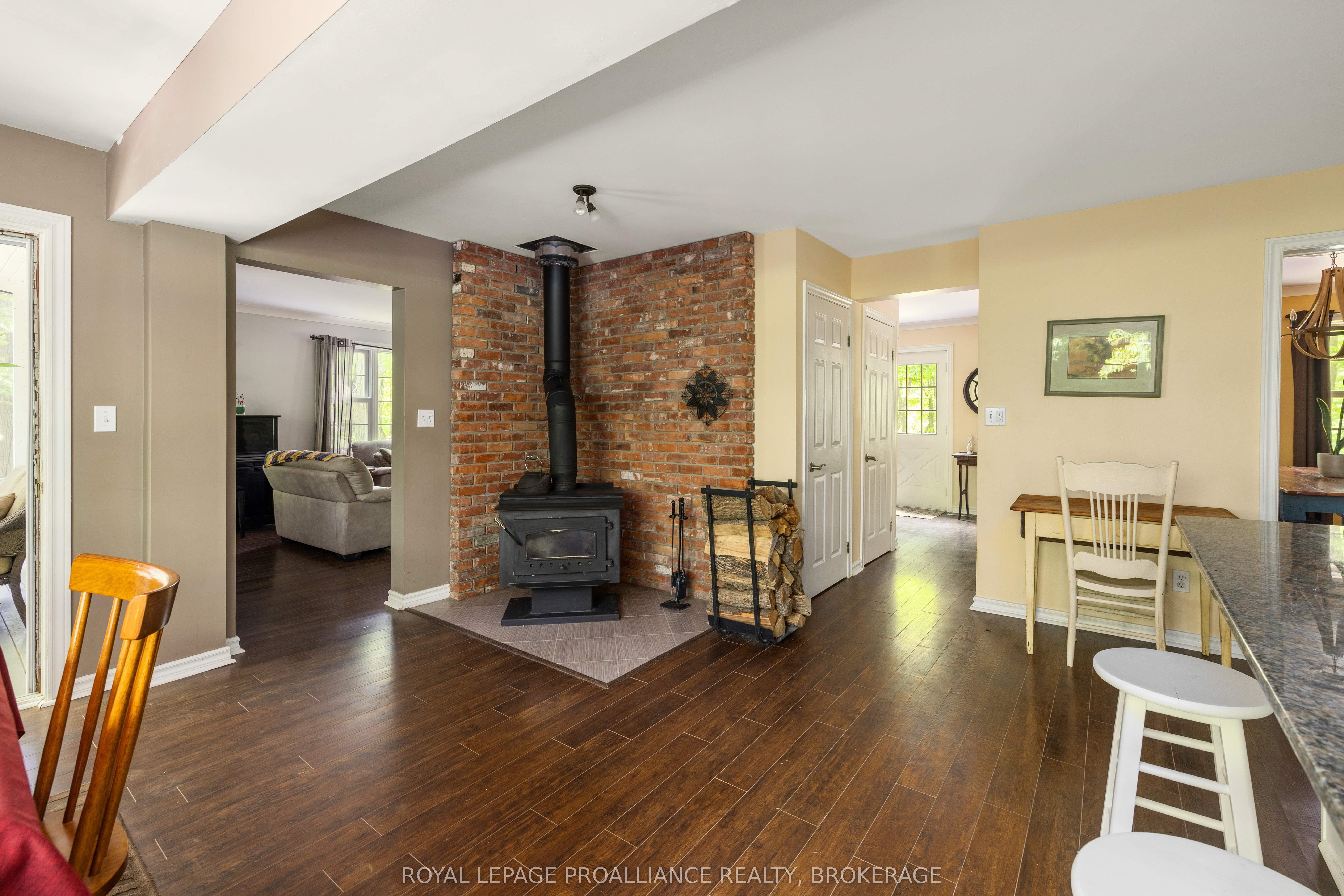 1403 Norway Road Property Photo 27