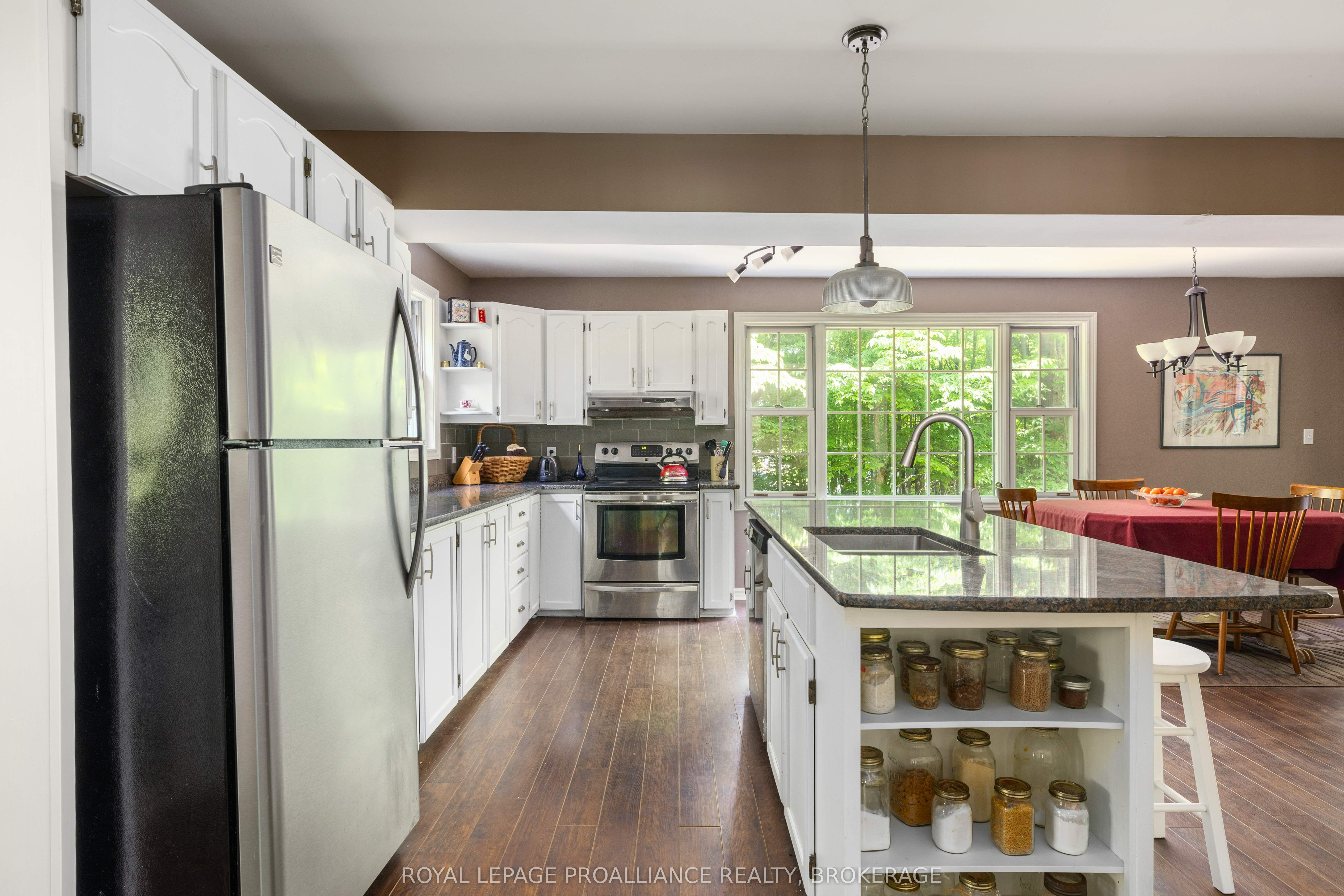 1403 Norway Road Property Photo 31