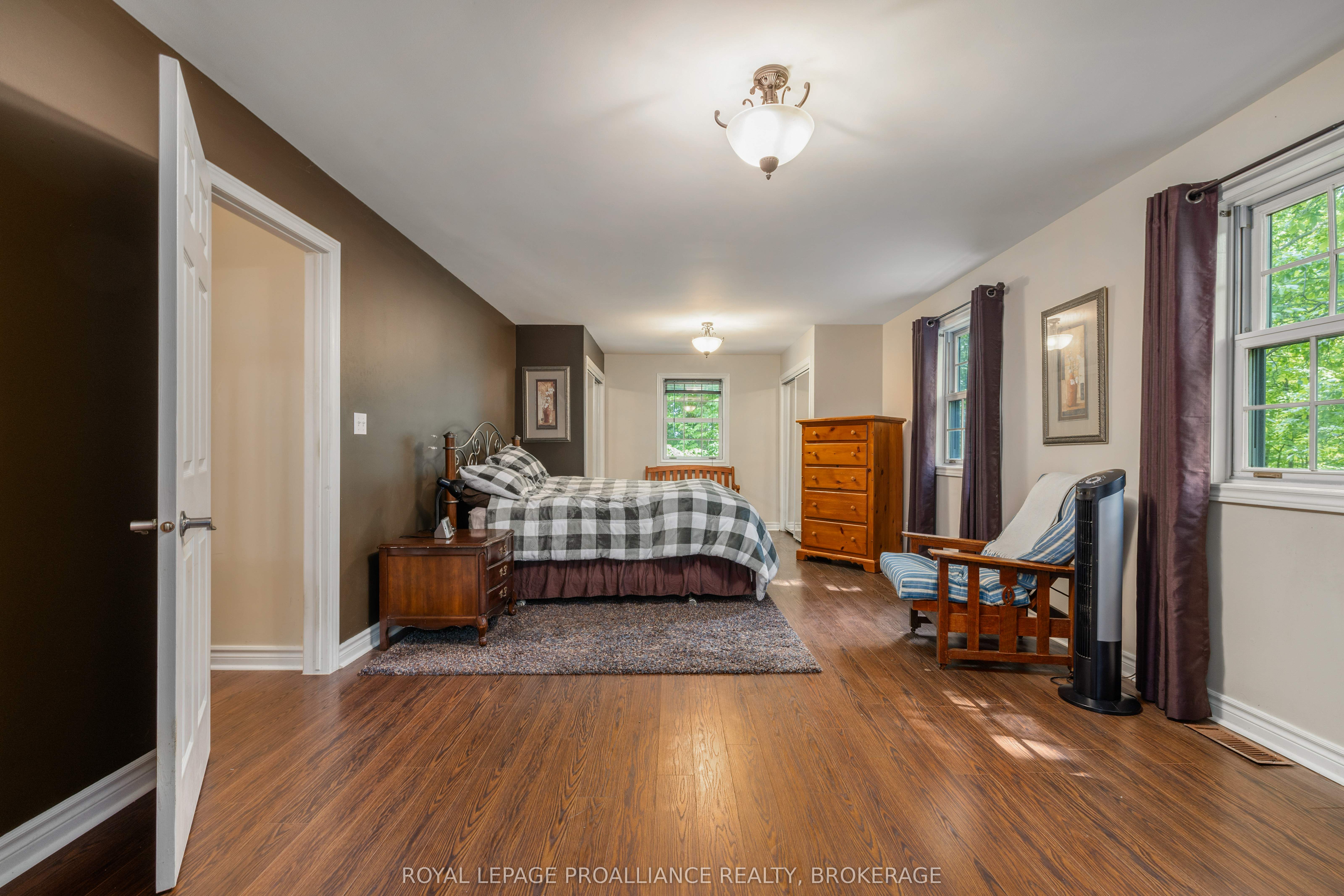 1403 Norway Road Property Photo 42