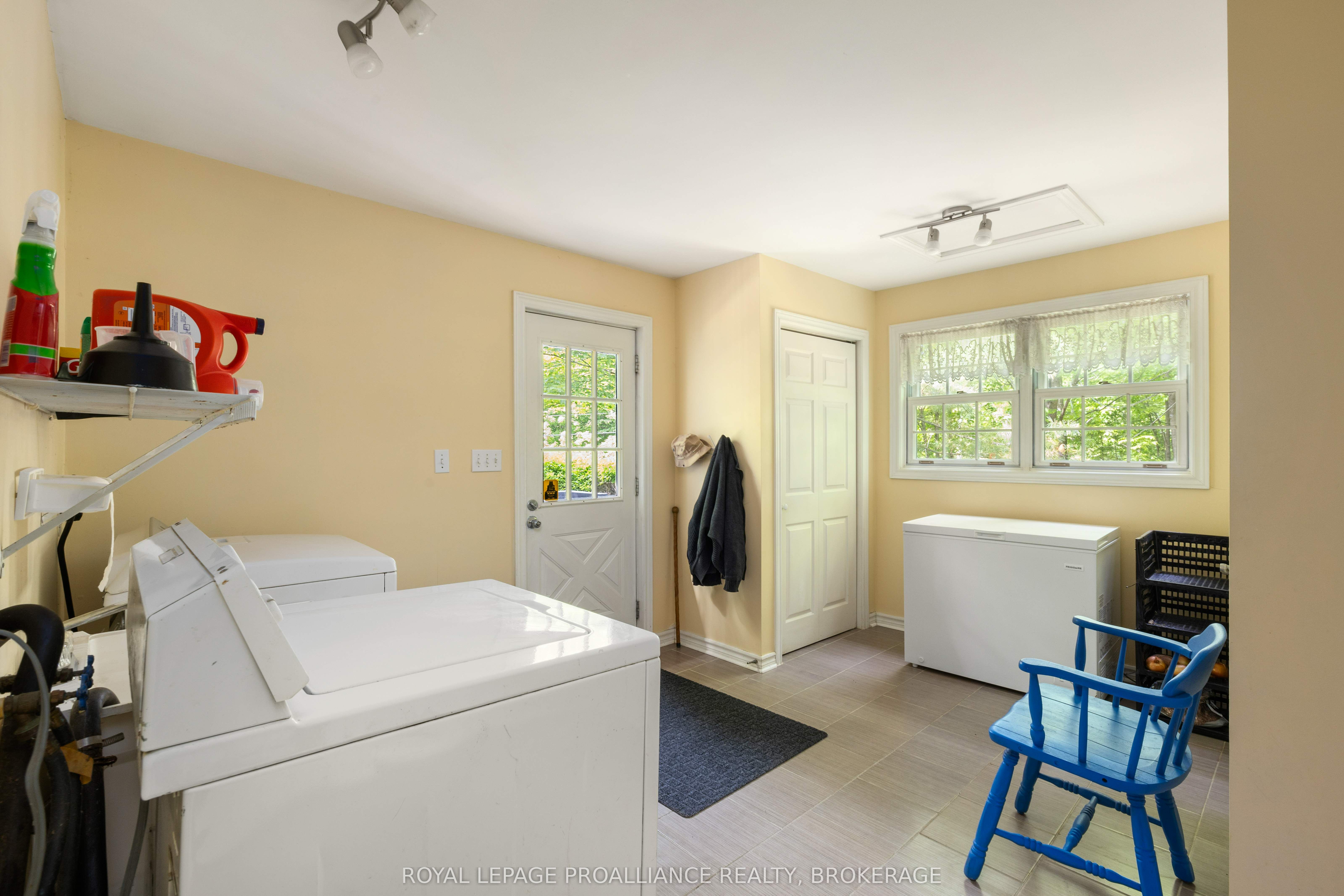 1403 Norway Road Property Photo 44