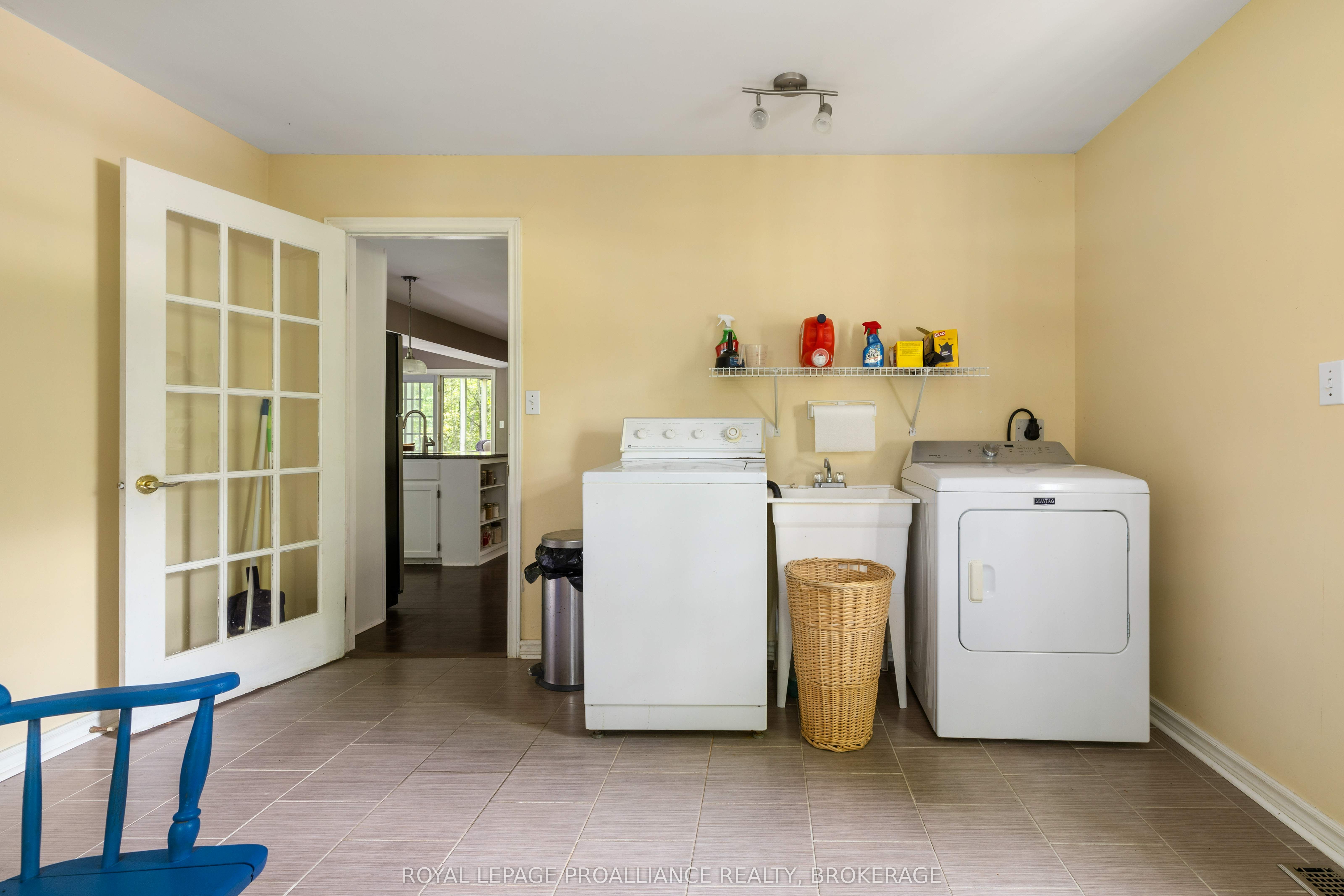 1403 Norway Road Property Photo 45