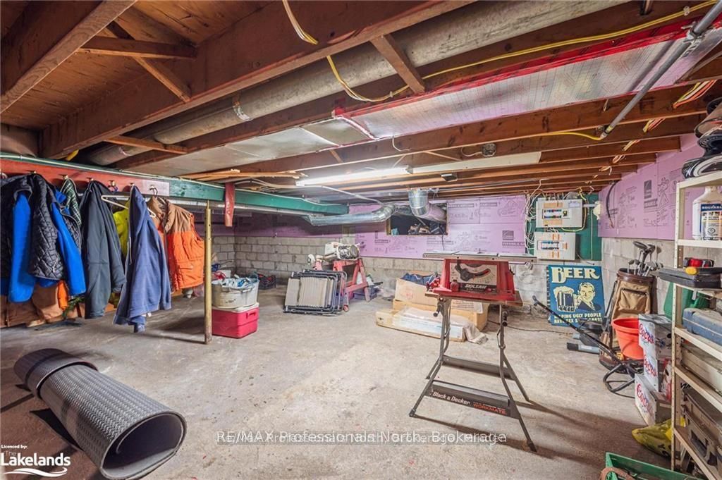 1026 Dewey Street Property Photo 37