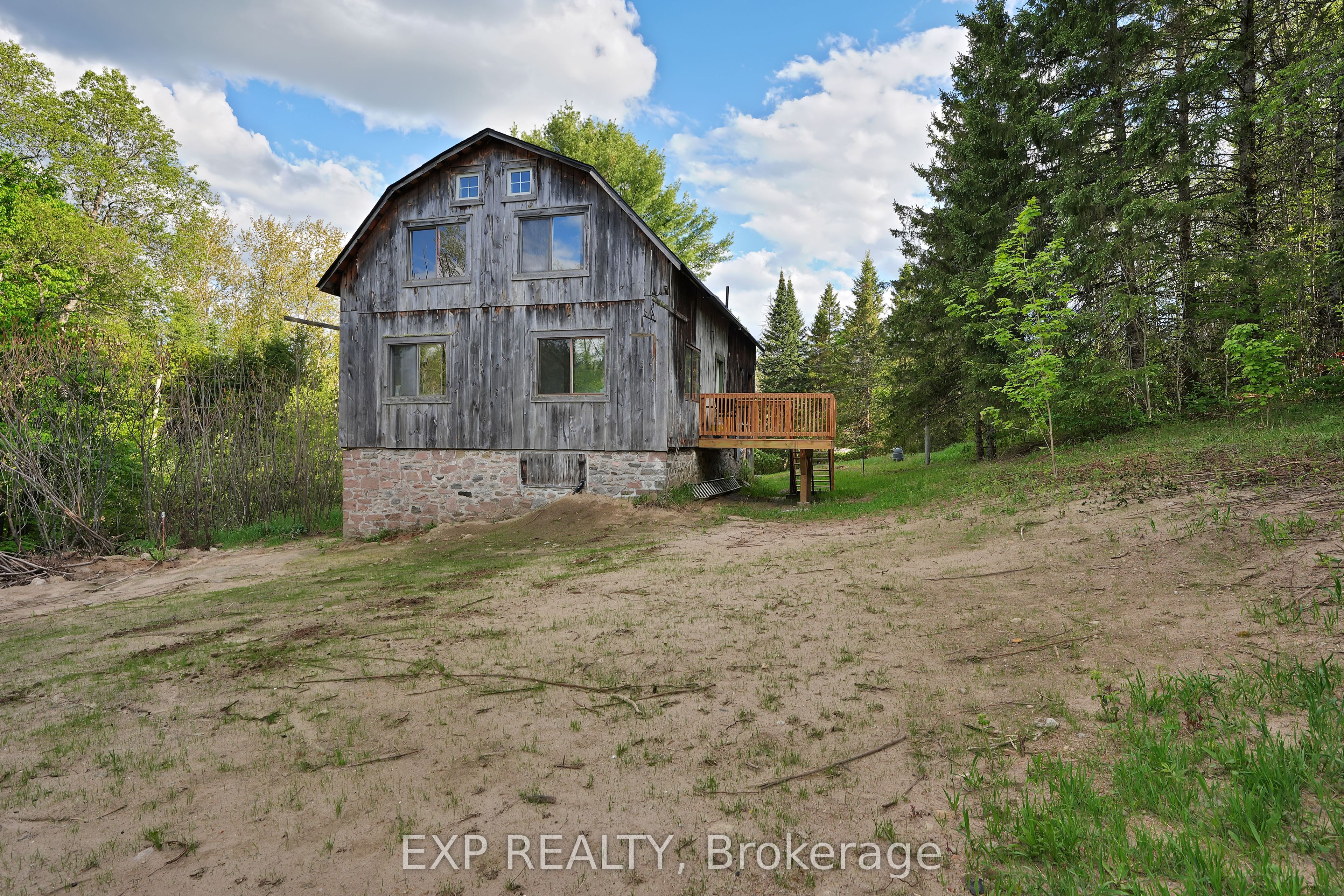 1057 Macduff Road Property Photo 21