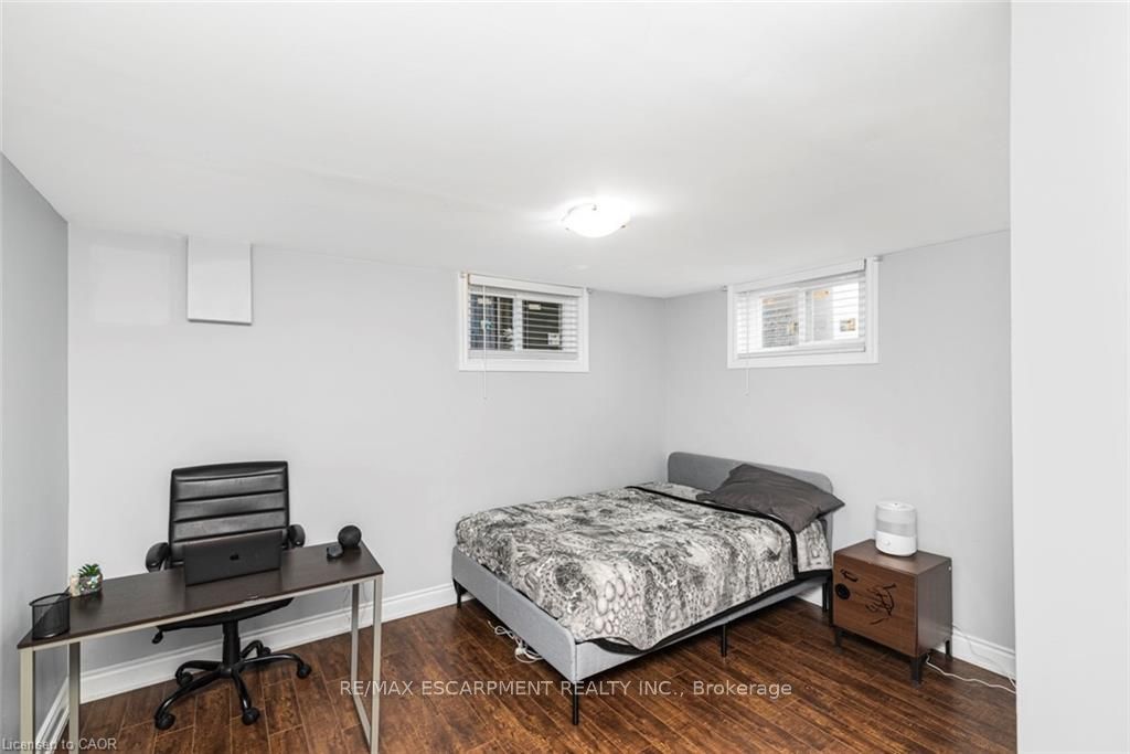 33 Alderney Avenue Property Photo 33