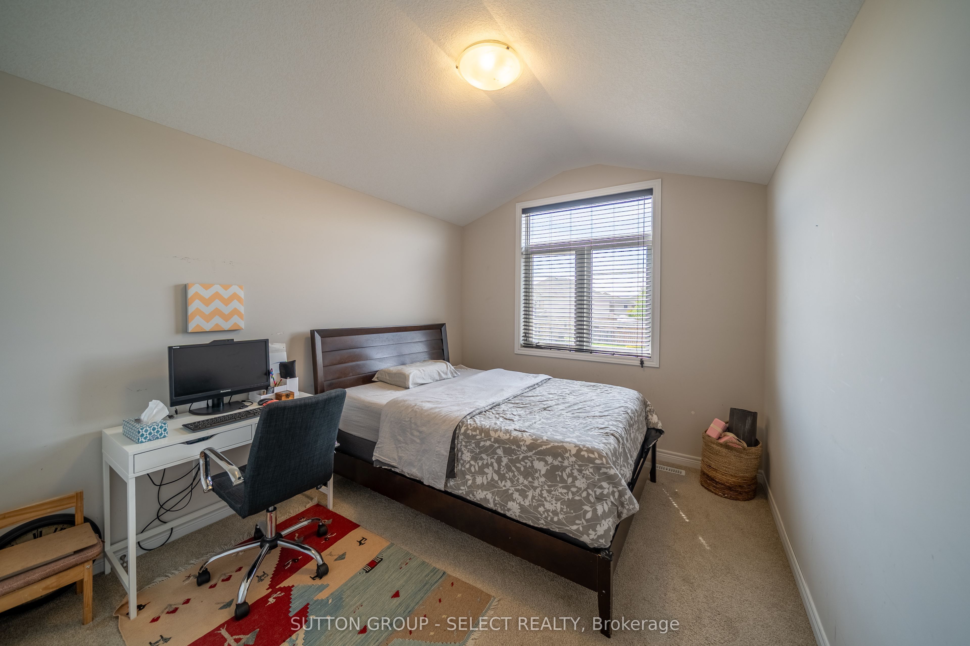 1825 Couldridge Way Property Photo 21