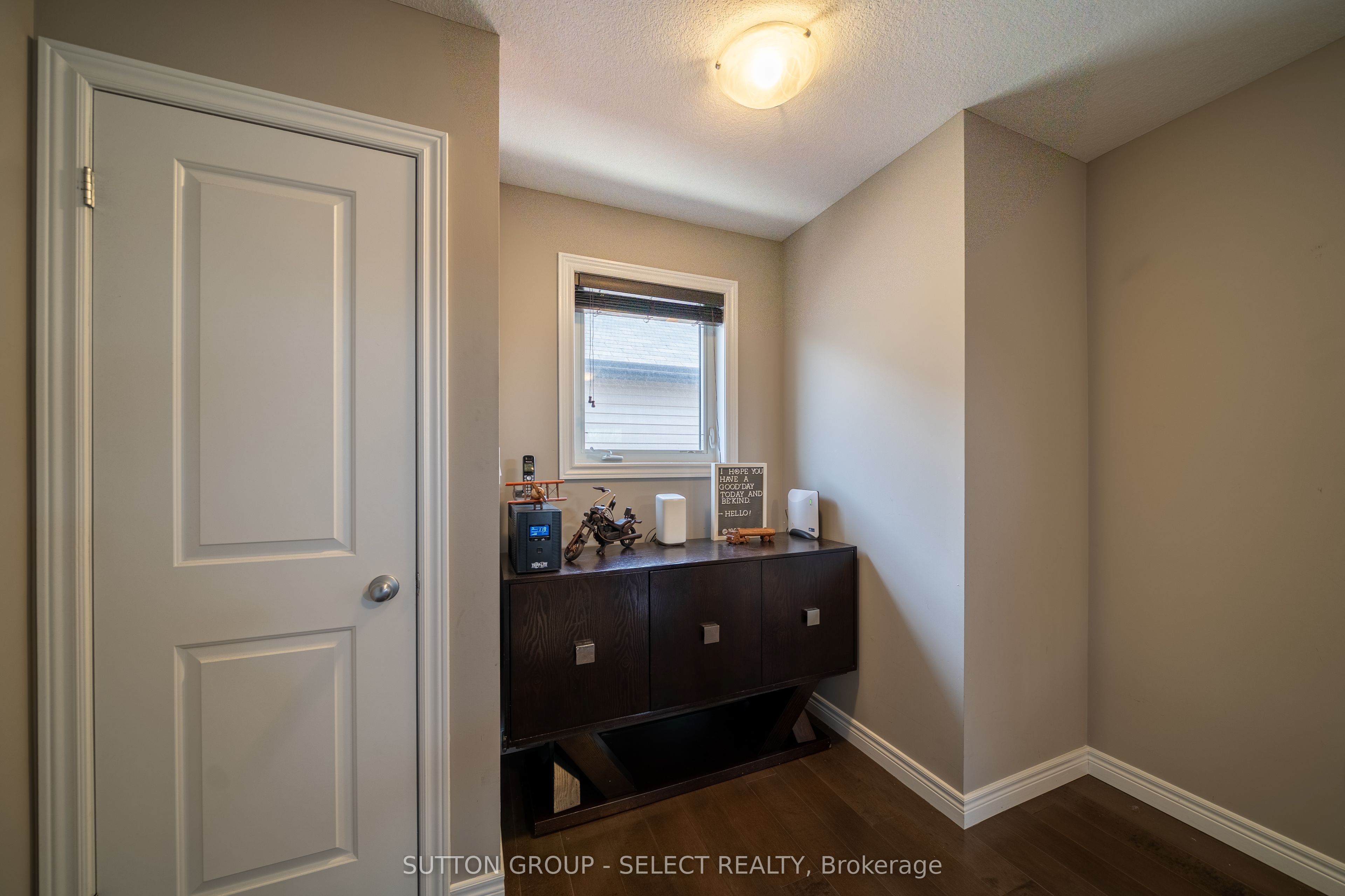 1825 Couldridge Way Property Photo 22