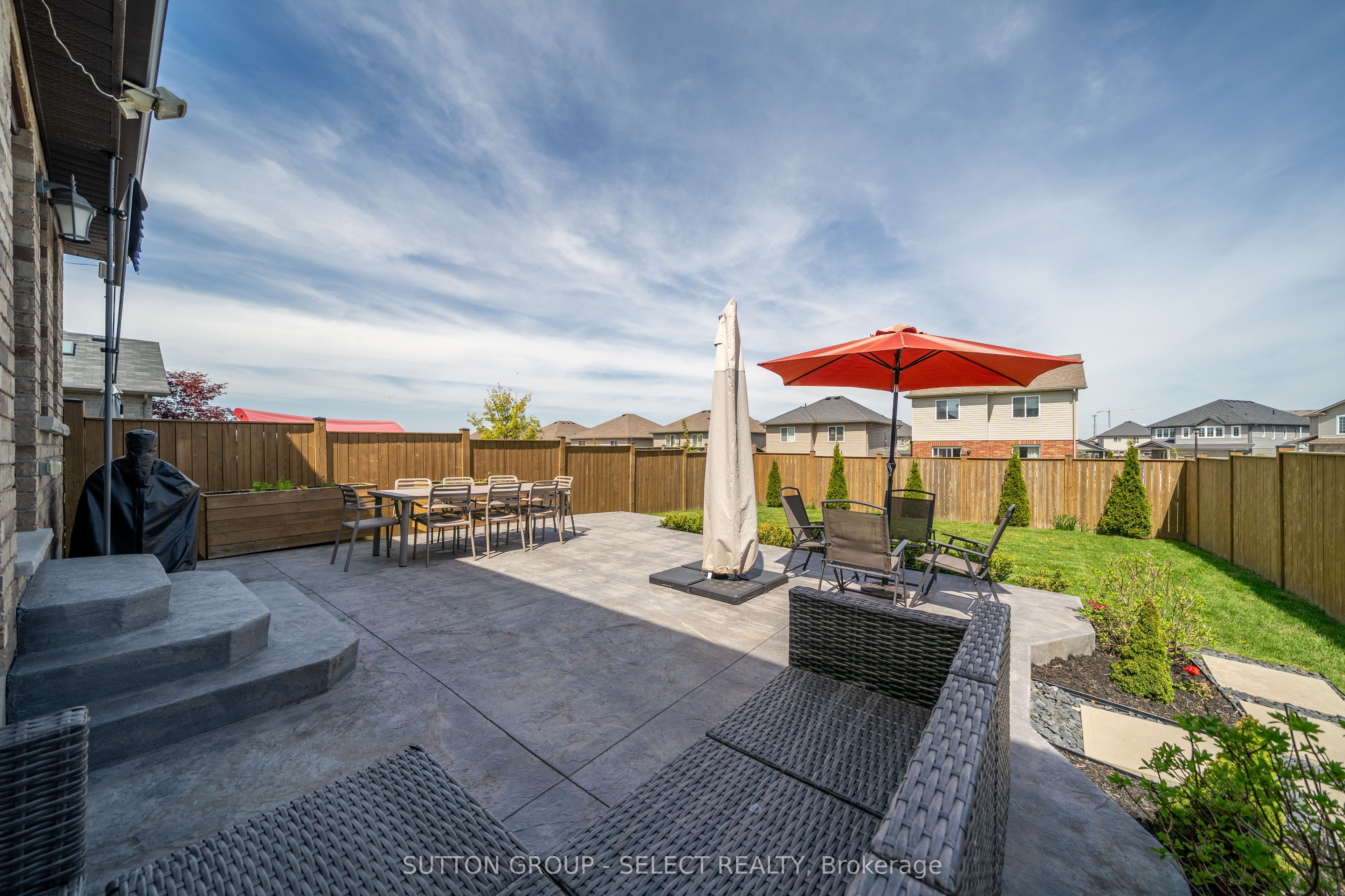 1825 Couldridge Way Property Photo 26