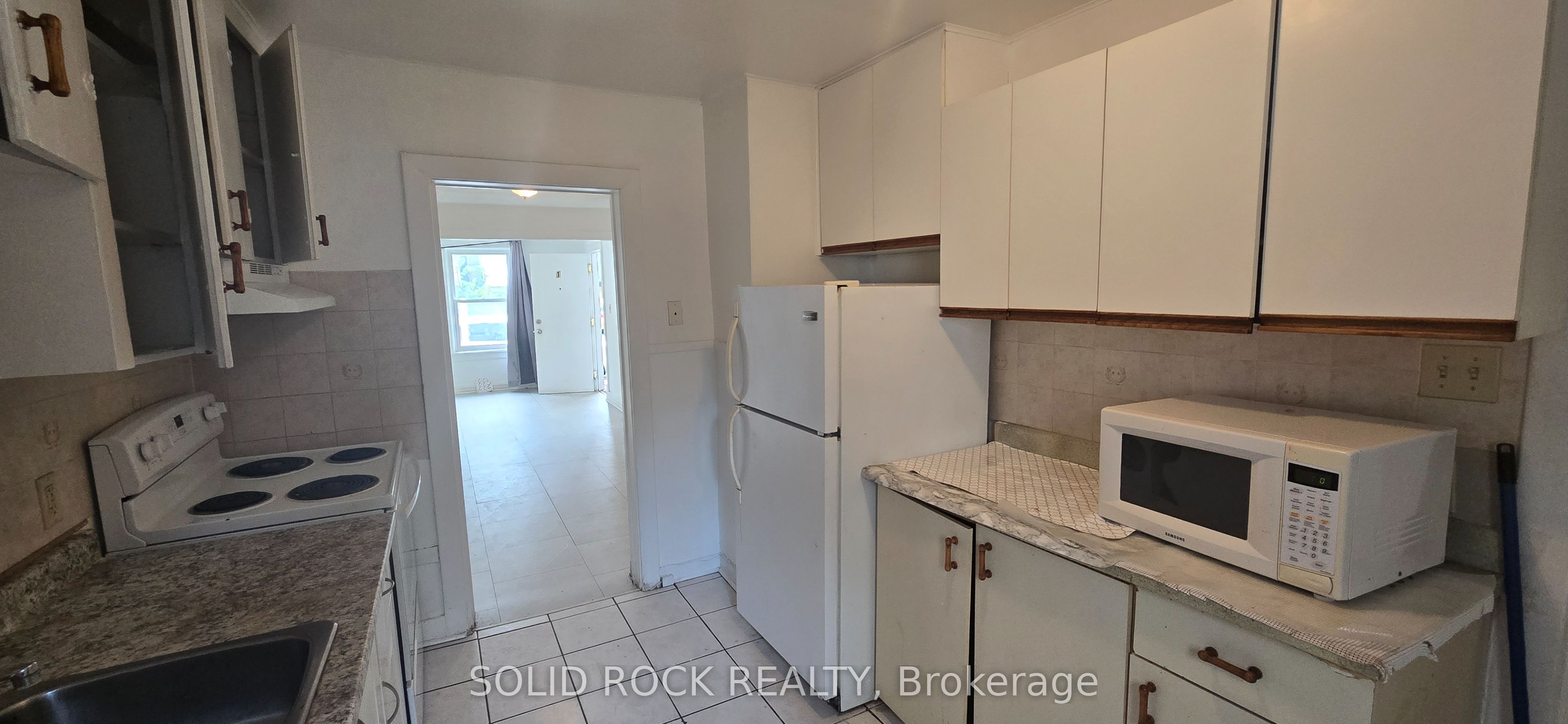 89 Marier Avenue Property Photo 10