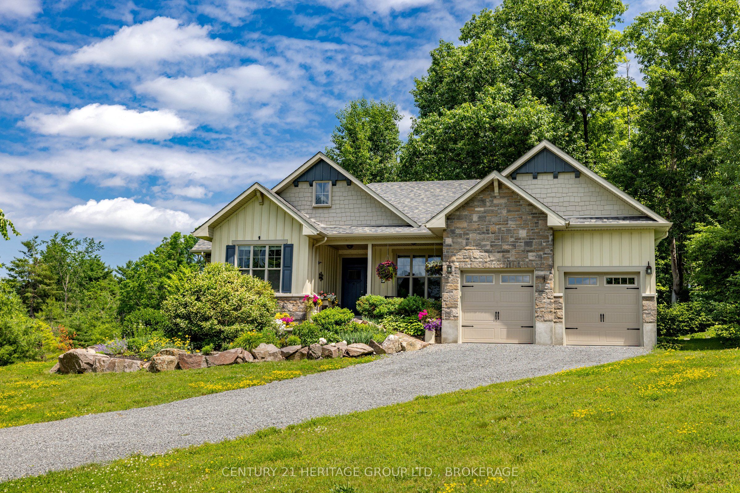 1071 Cranberry Cove Lane Property Photo 2