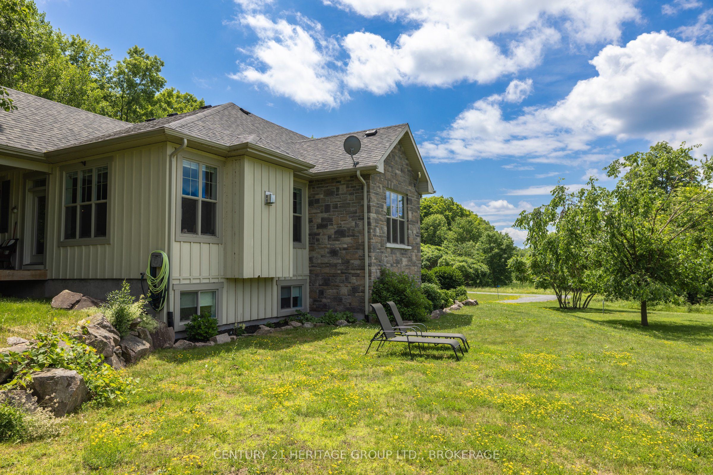 1071 Cranberry Cove Lane Property Photo 5