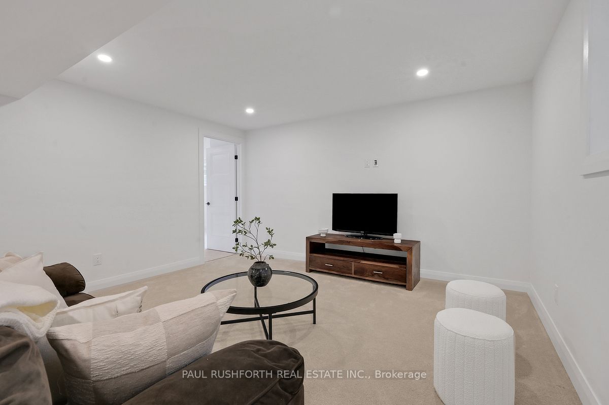 970 Islington Way Property Photo 39