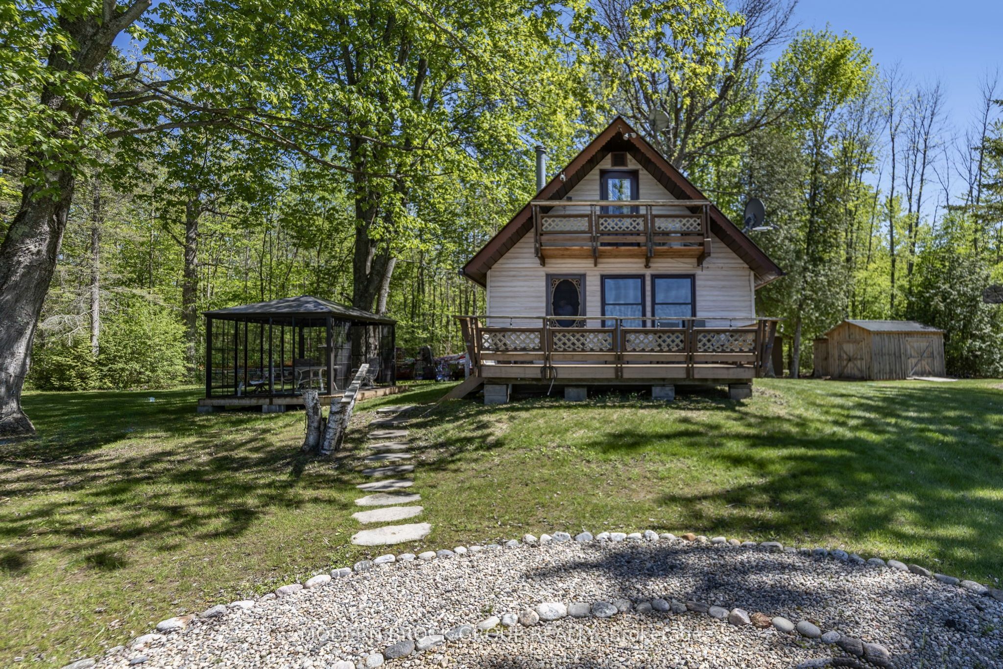1253 Lb 12 Road Property Photo 3