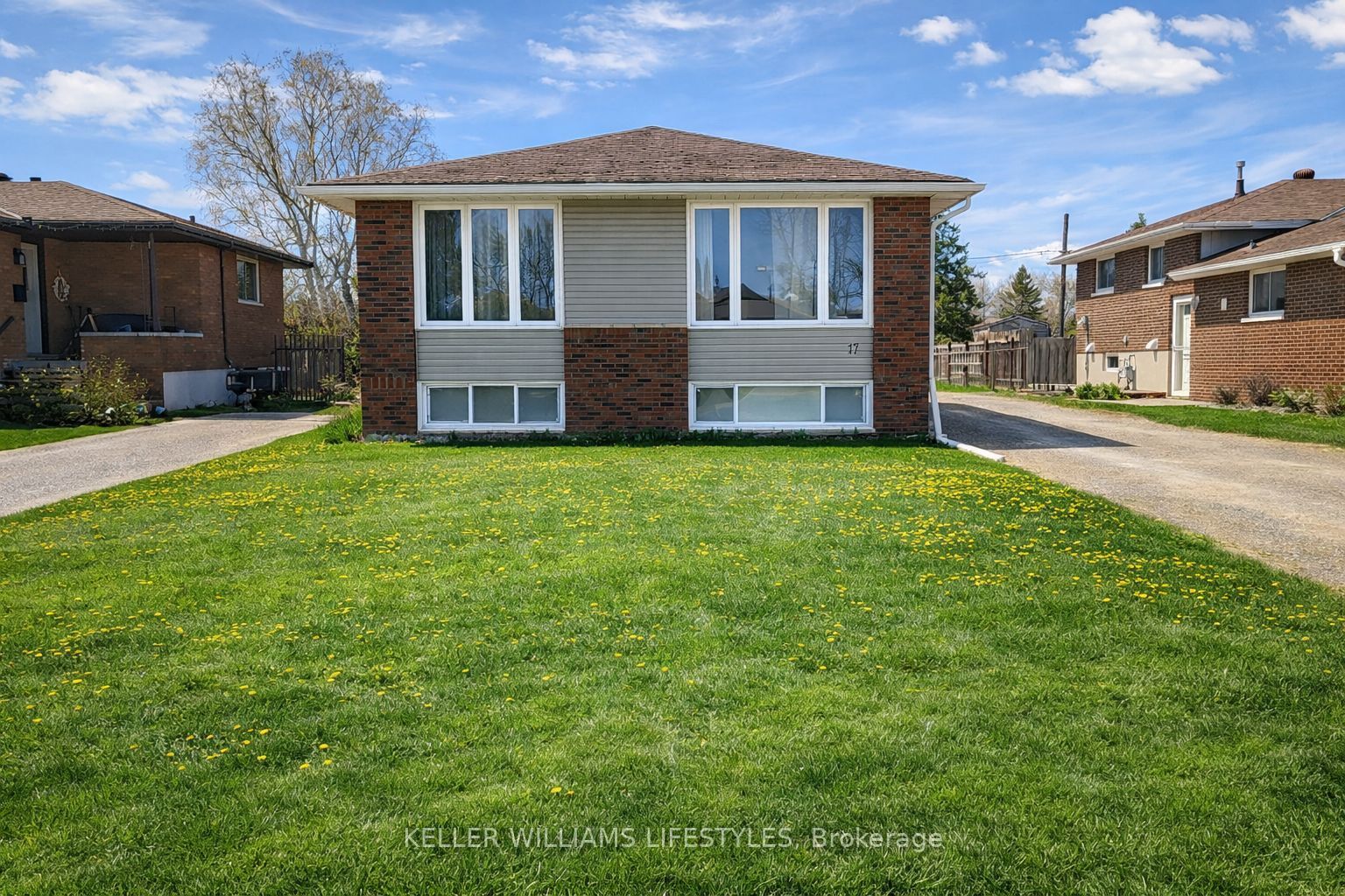 17 Nightingale Drive Property Photo 1
