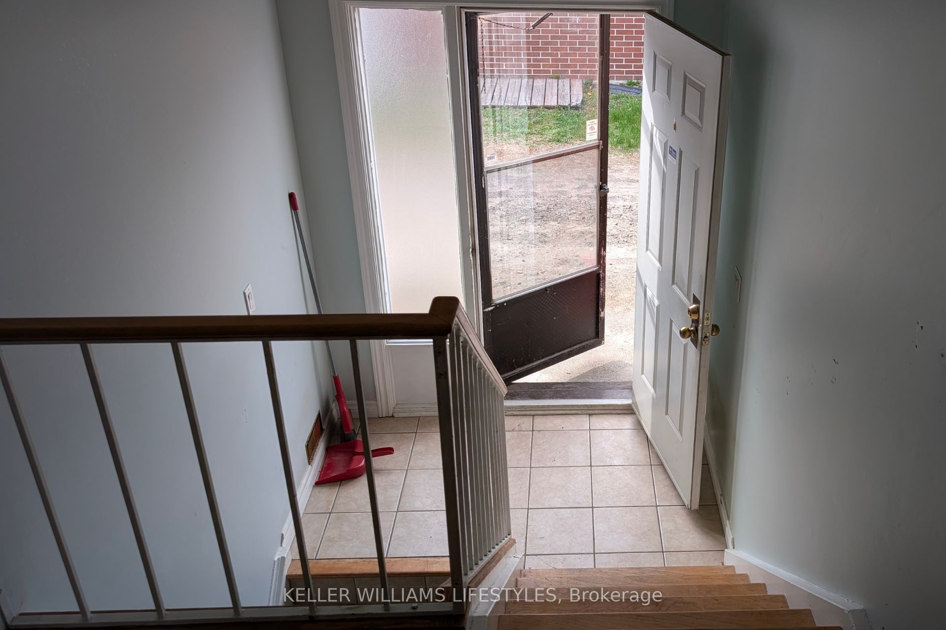 17 Nightingale Drive Property Photo 6
