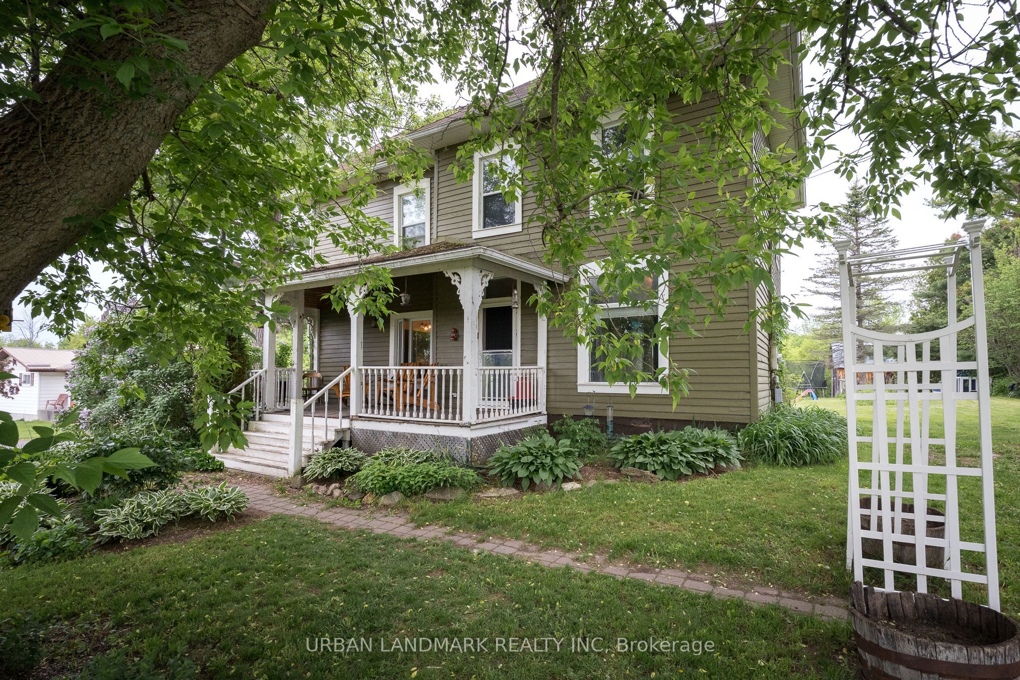 122 Seymour Street W Property Photo 1