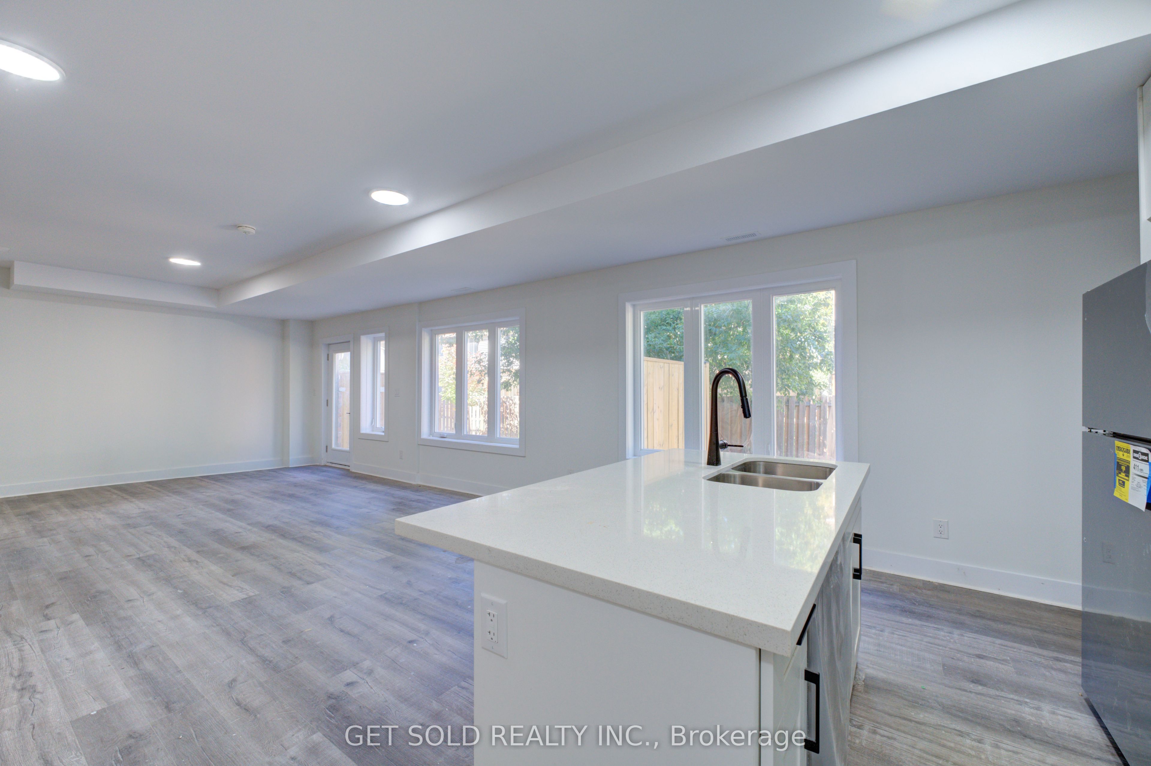 6701 Thorold Stone Road 5 Property Photo 5