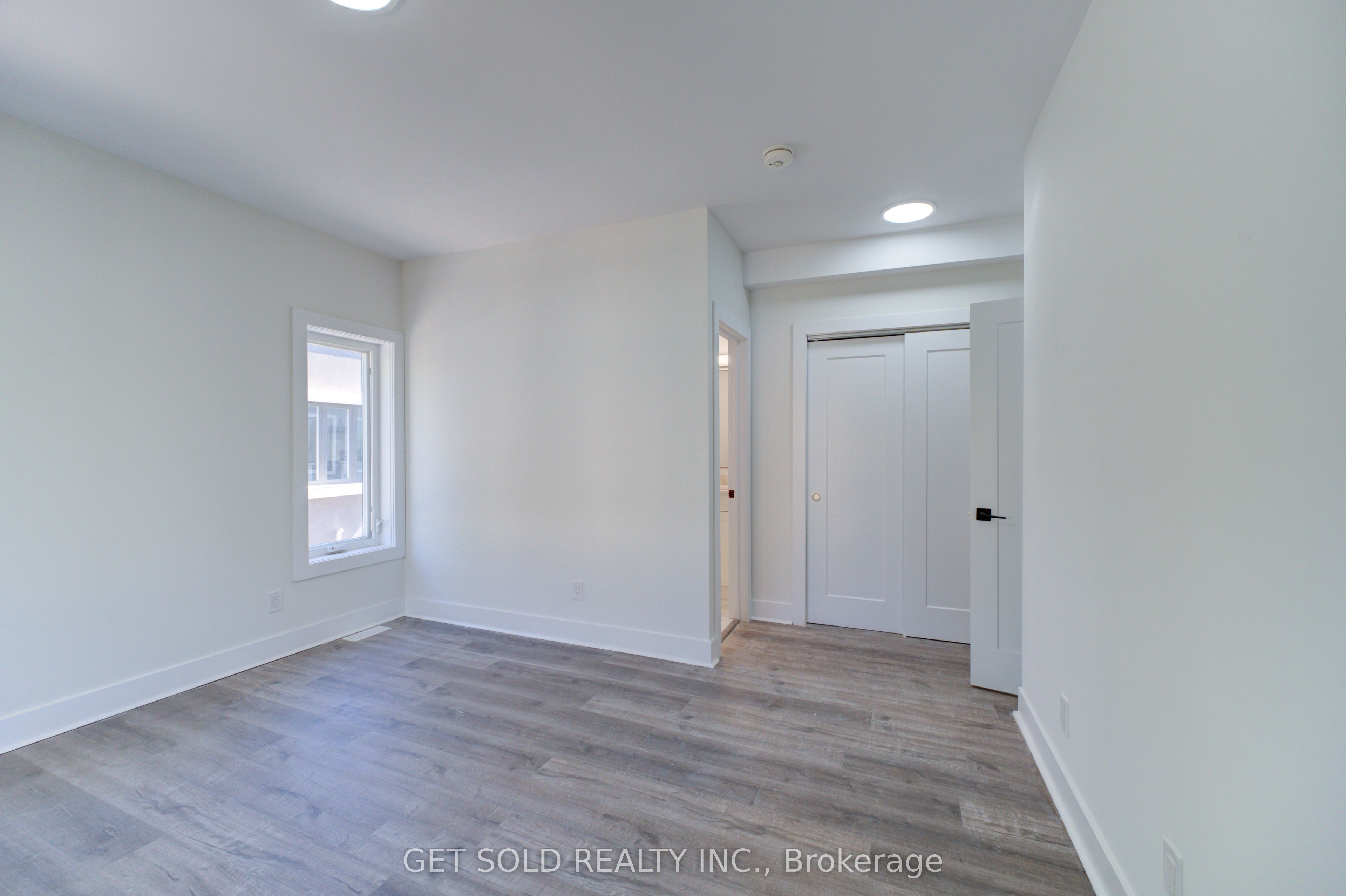 6701 Thorold Stone Road 5 Property Photo 17