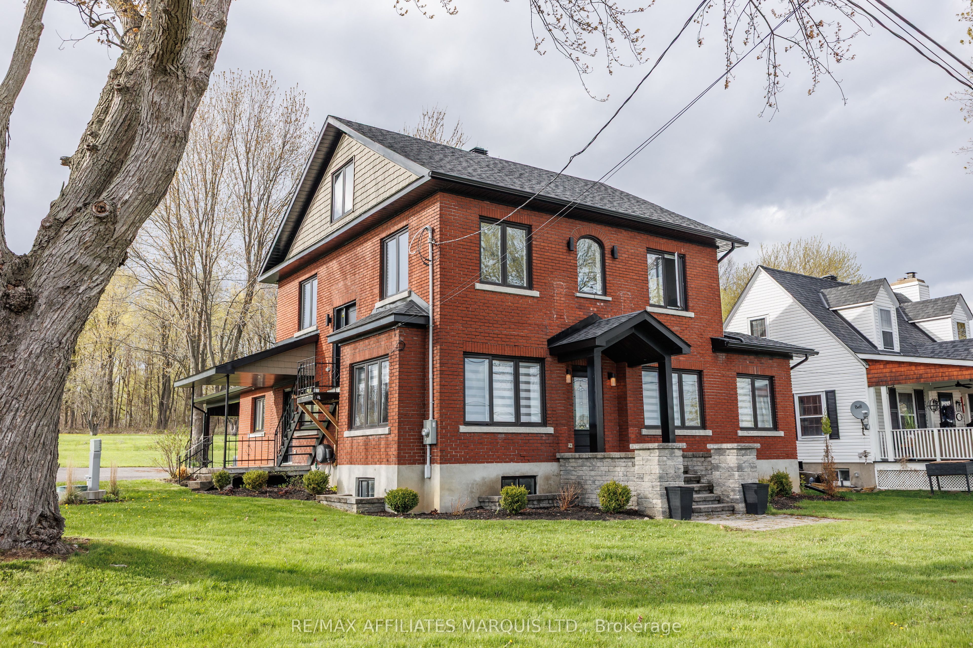3314 Montreal Road Property Photo 1