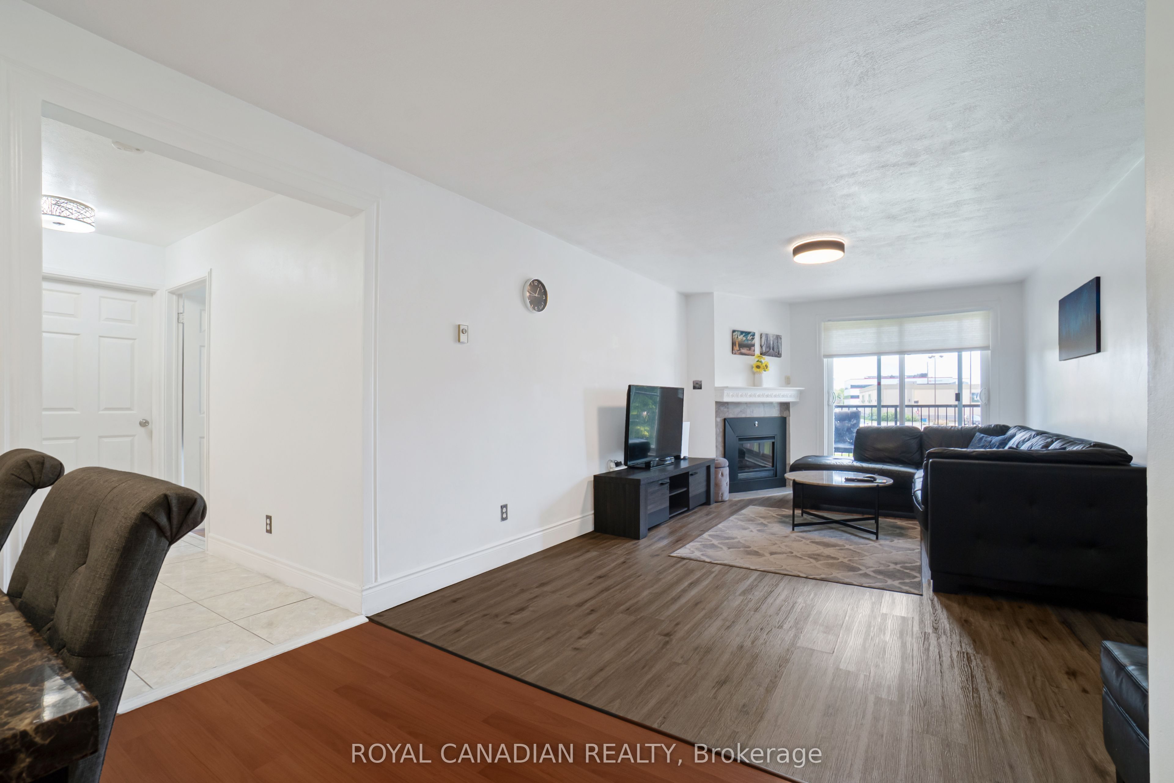 1096 Jalna Boulevard 87 Property Photo 4