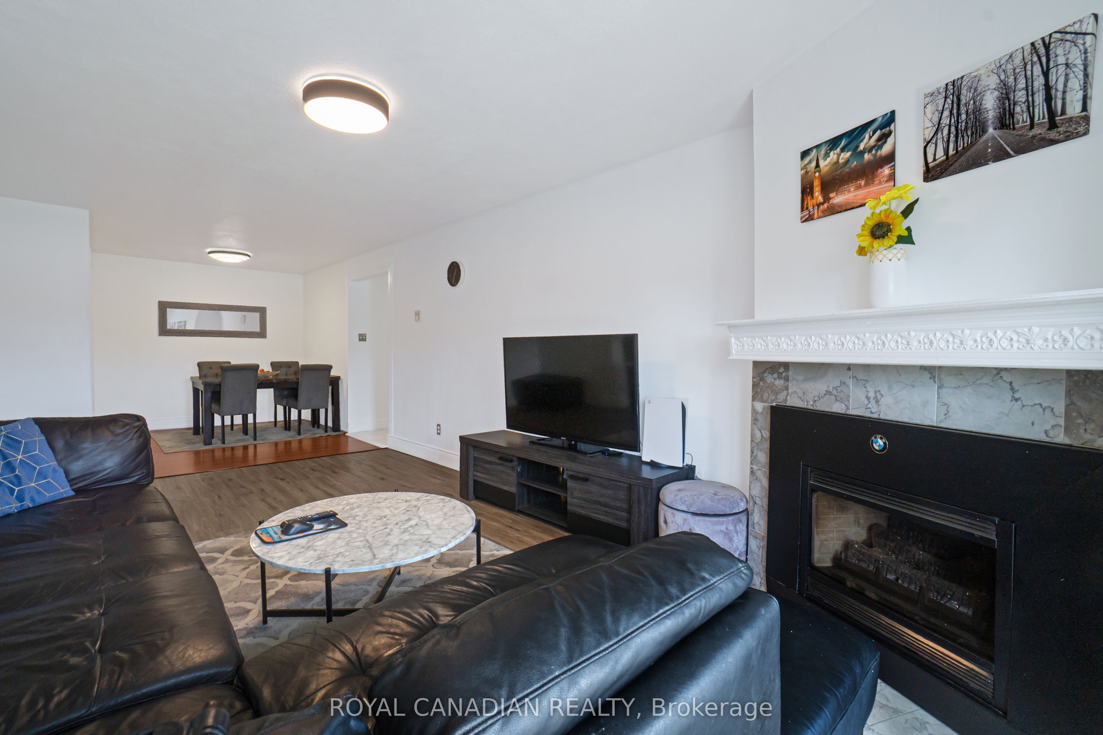 1096 Jalna Boulevard 87 Property Photo 8