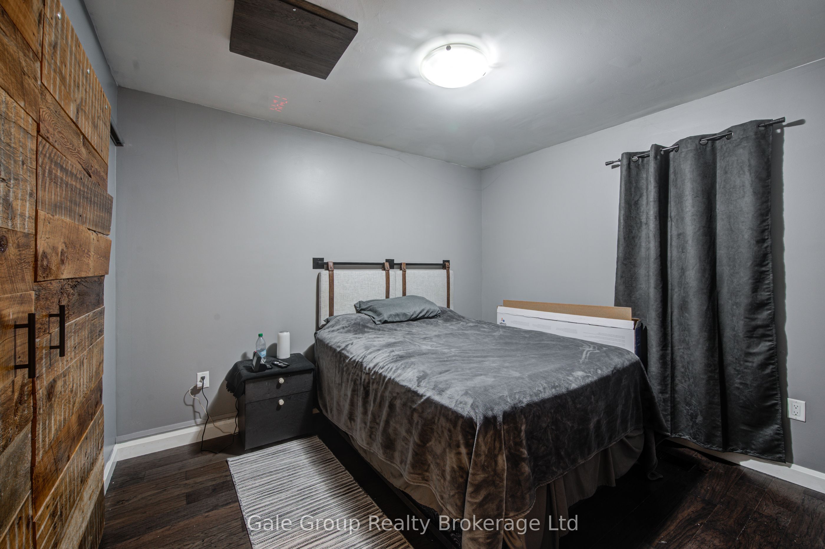 83 Oxford Street Property Photo 17