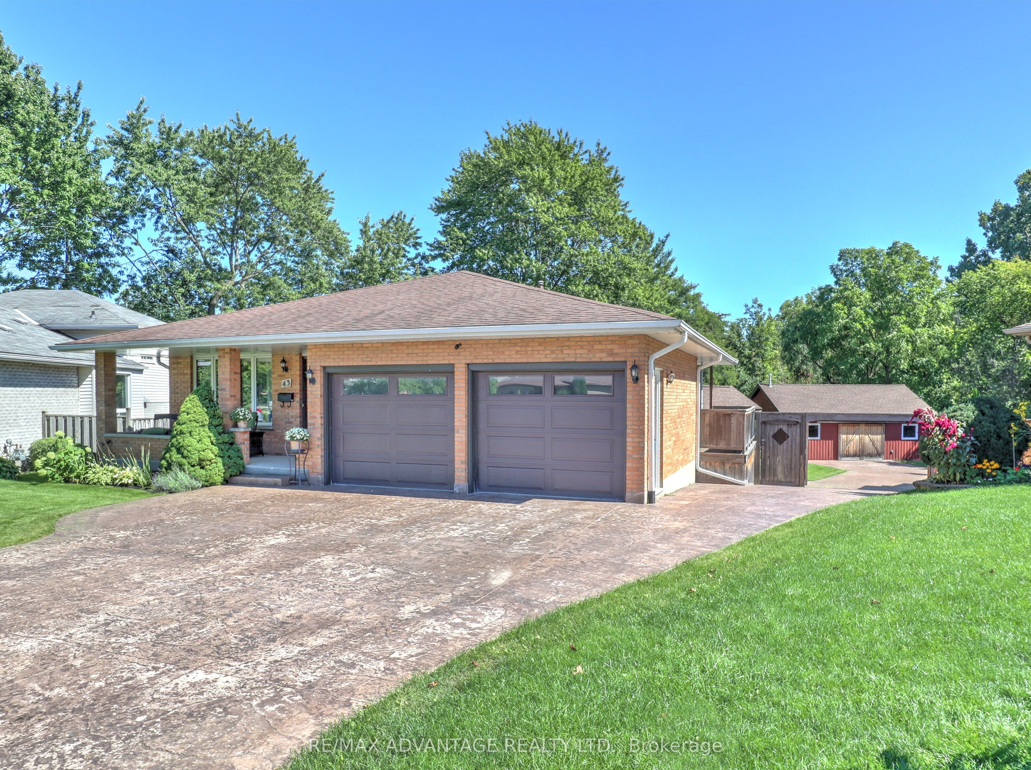 43 Lynngate Grove
