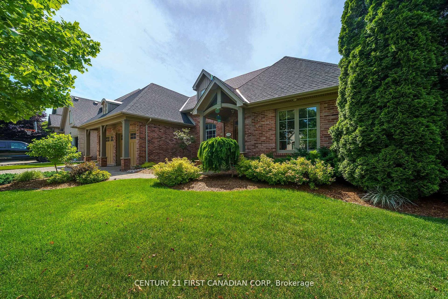 2091 Valleyrun Boulevard Property Photo 1