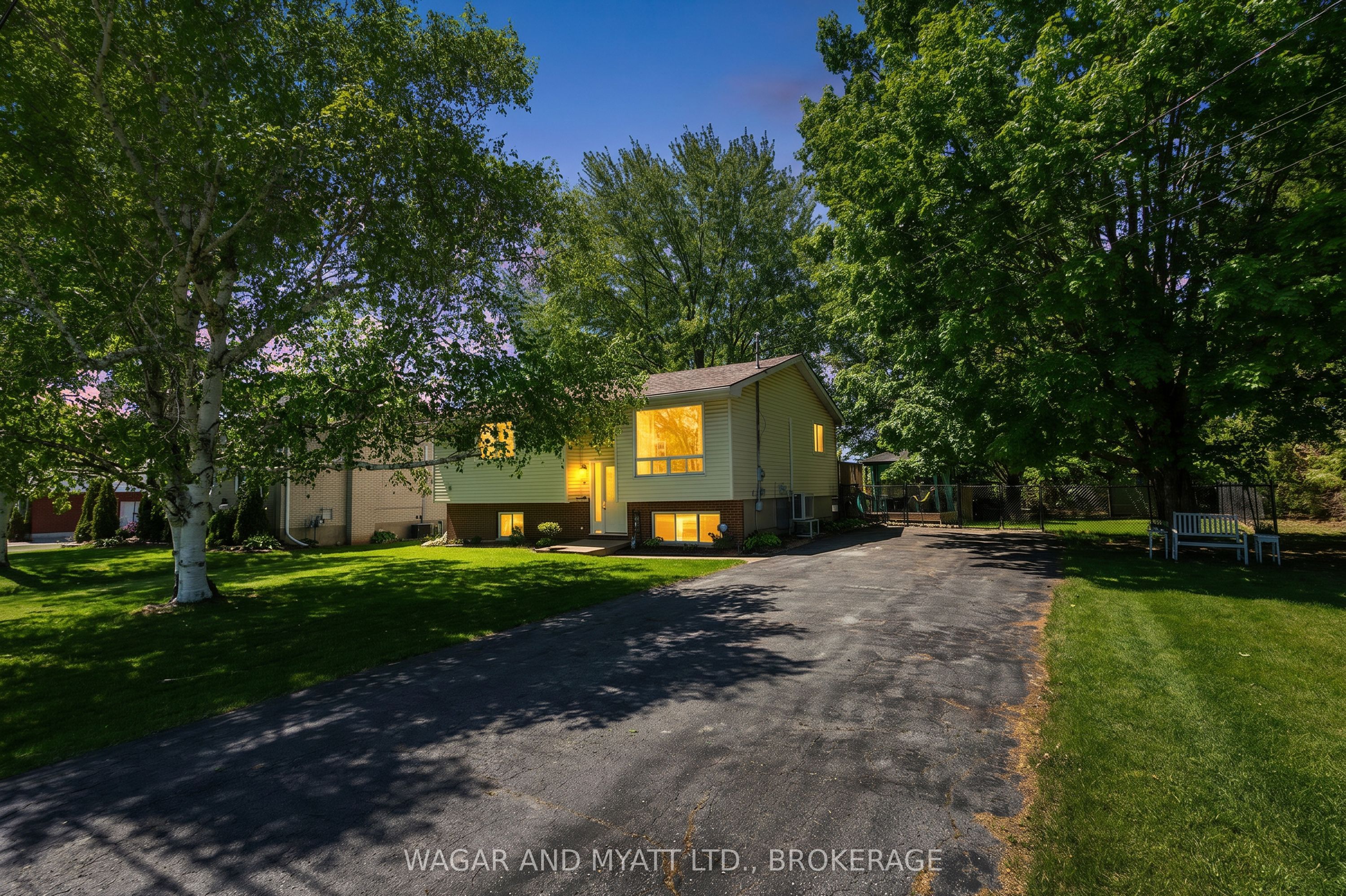 39 Riverview Drive Property Photo 1