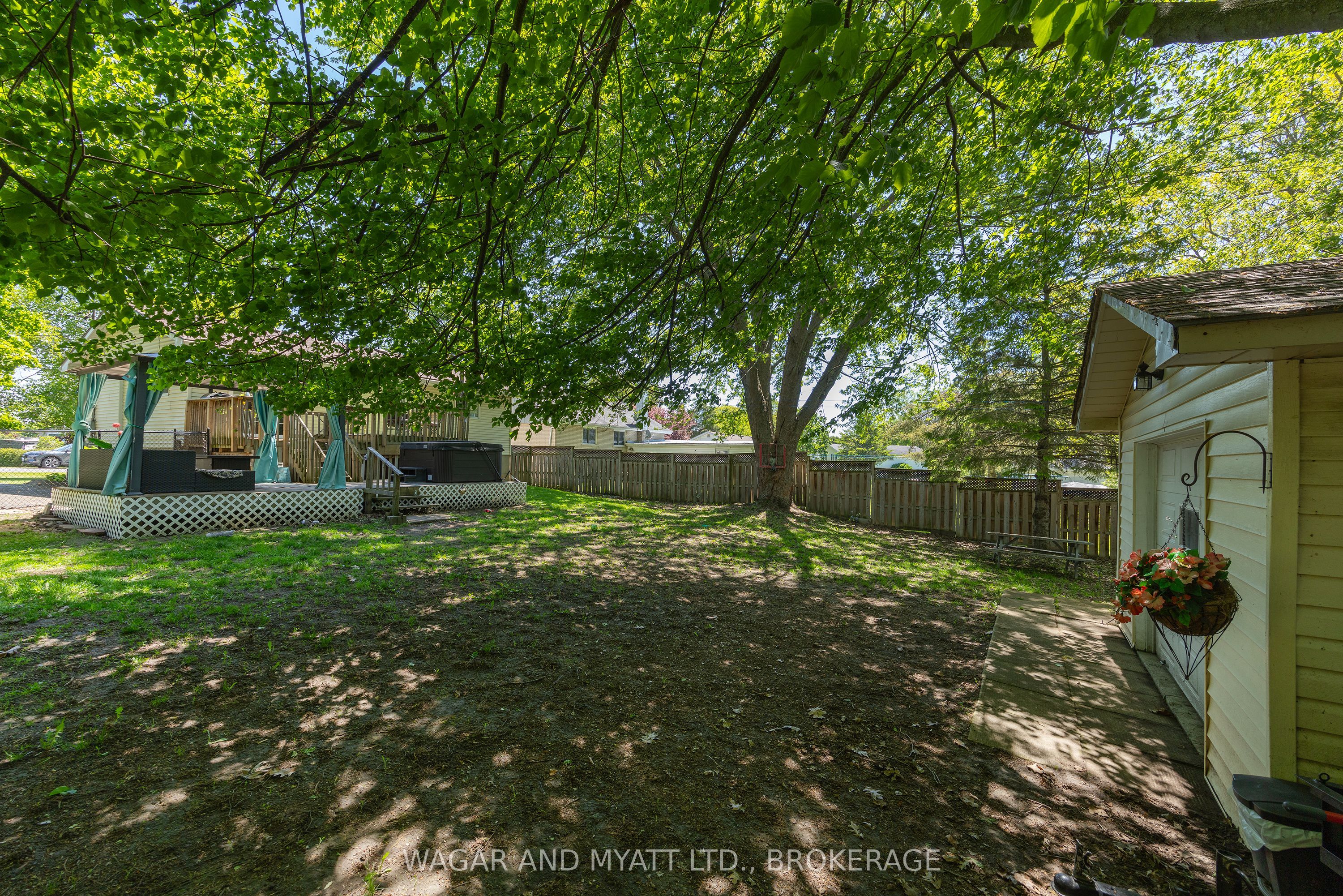 39 Riverview Drive Property Photo 11