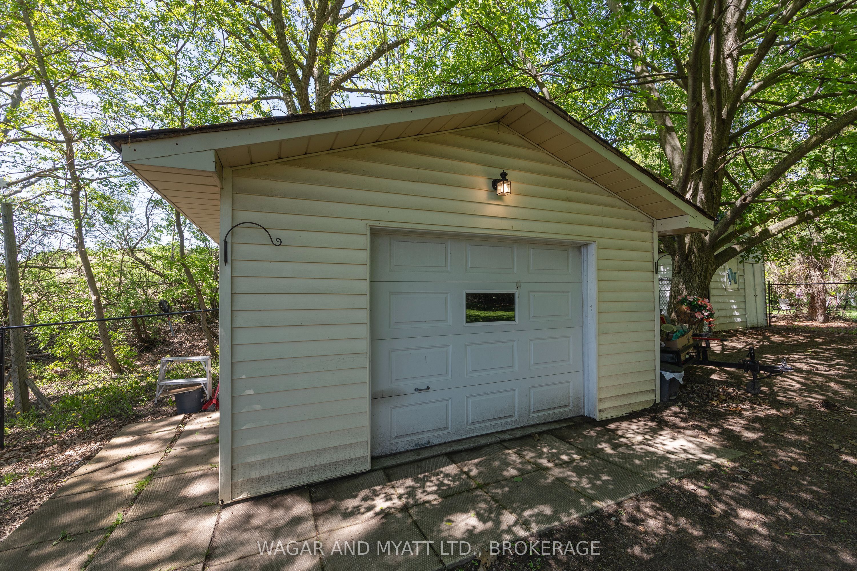 39 Riverview Drive Property Photo 12