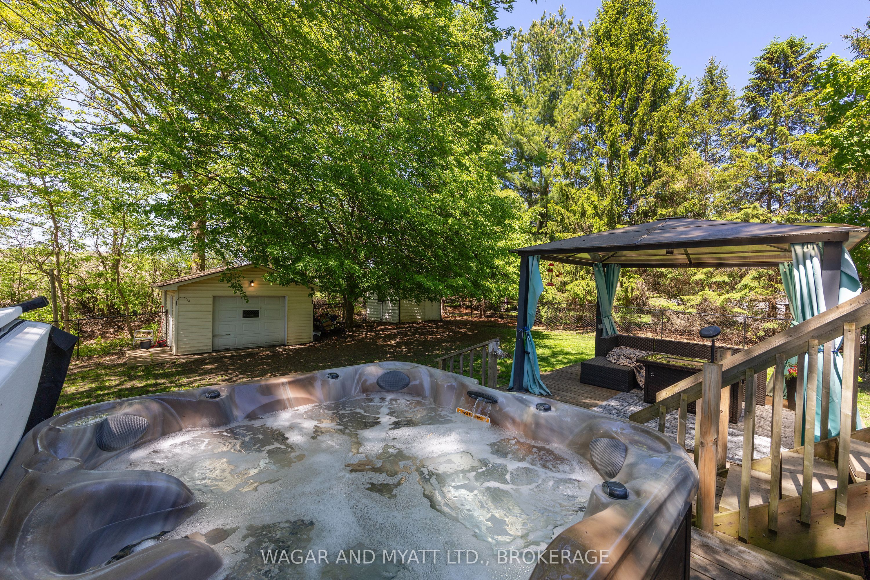 39 Riverview Drive Property Photo 16