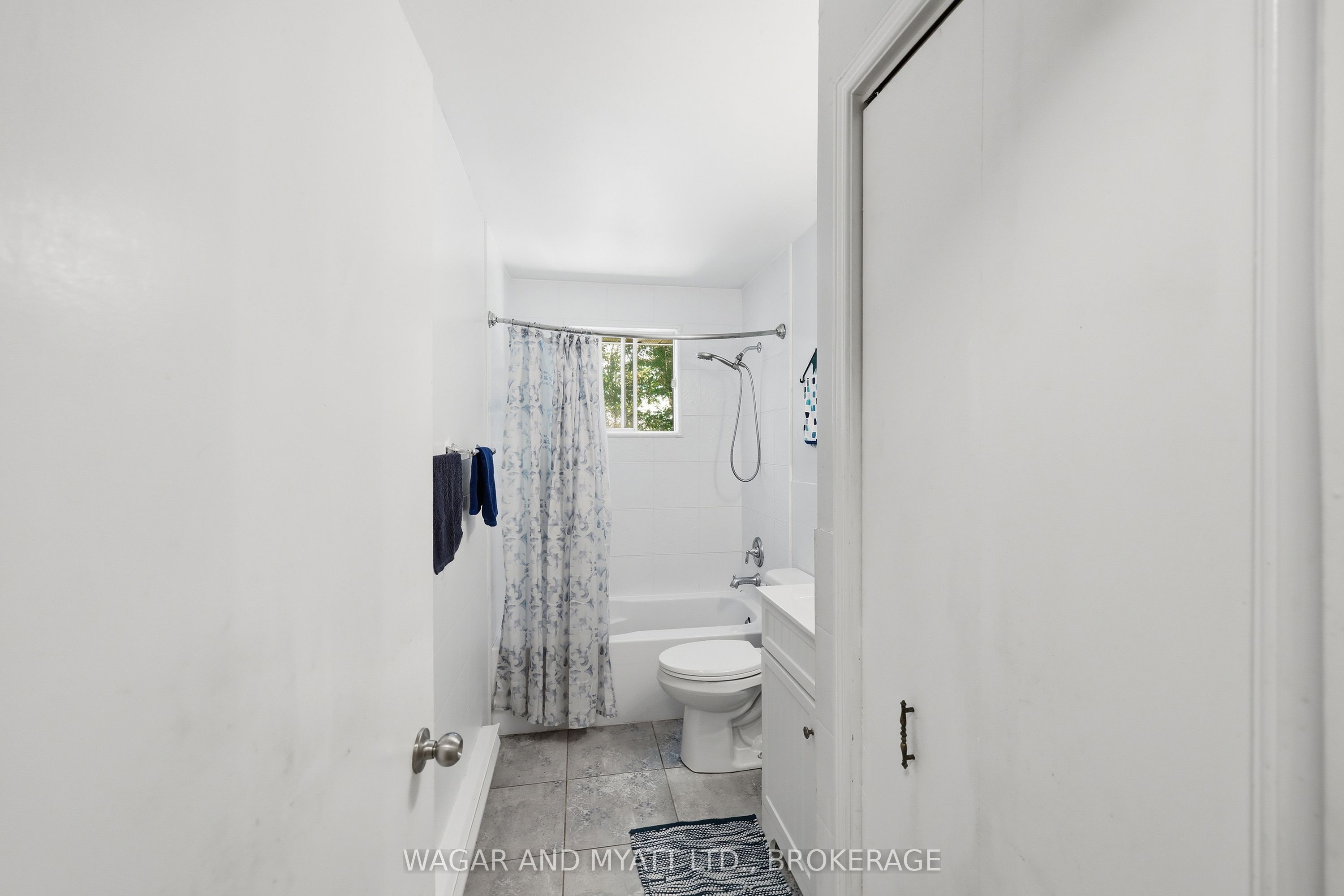 39 Riverview Drive Property Photo 32