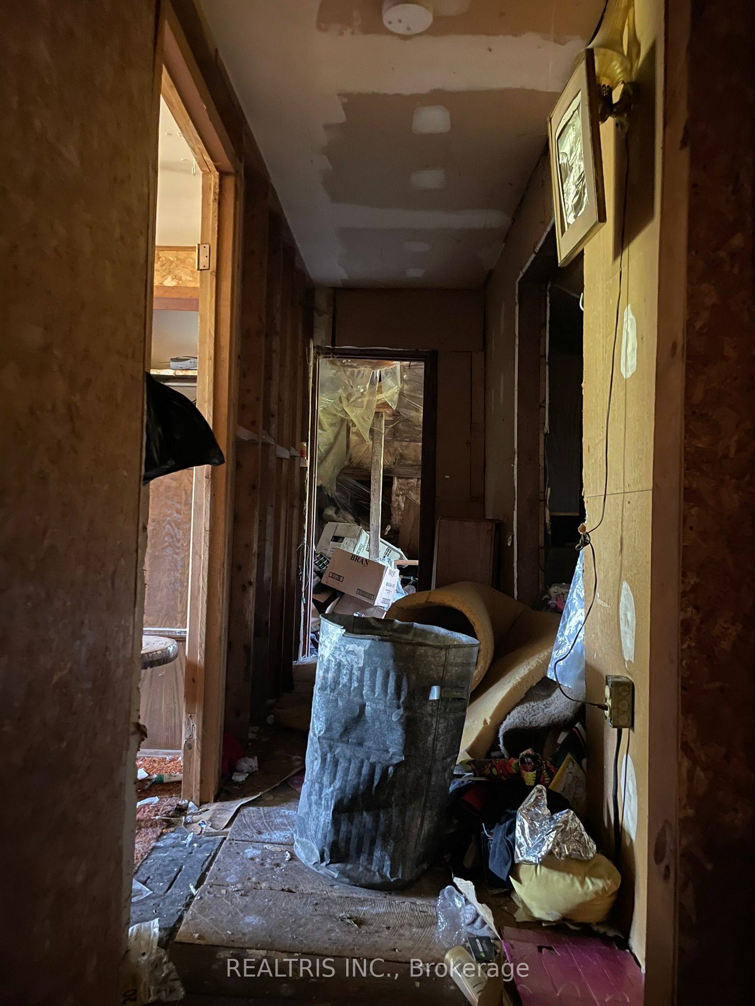 682419 260 Side Road Property Photo 14