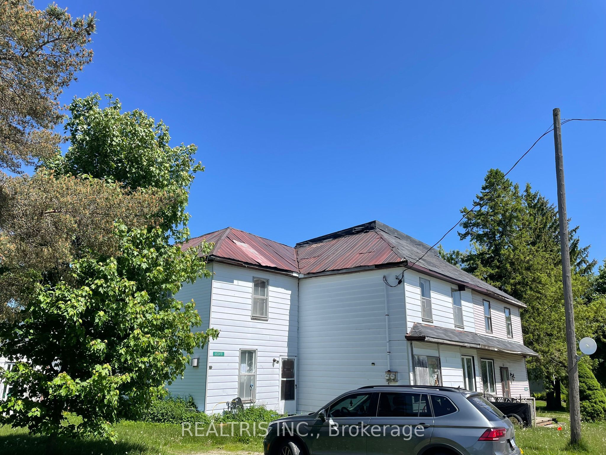 682419 260 Side Road Property Photo 25