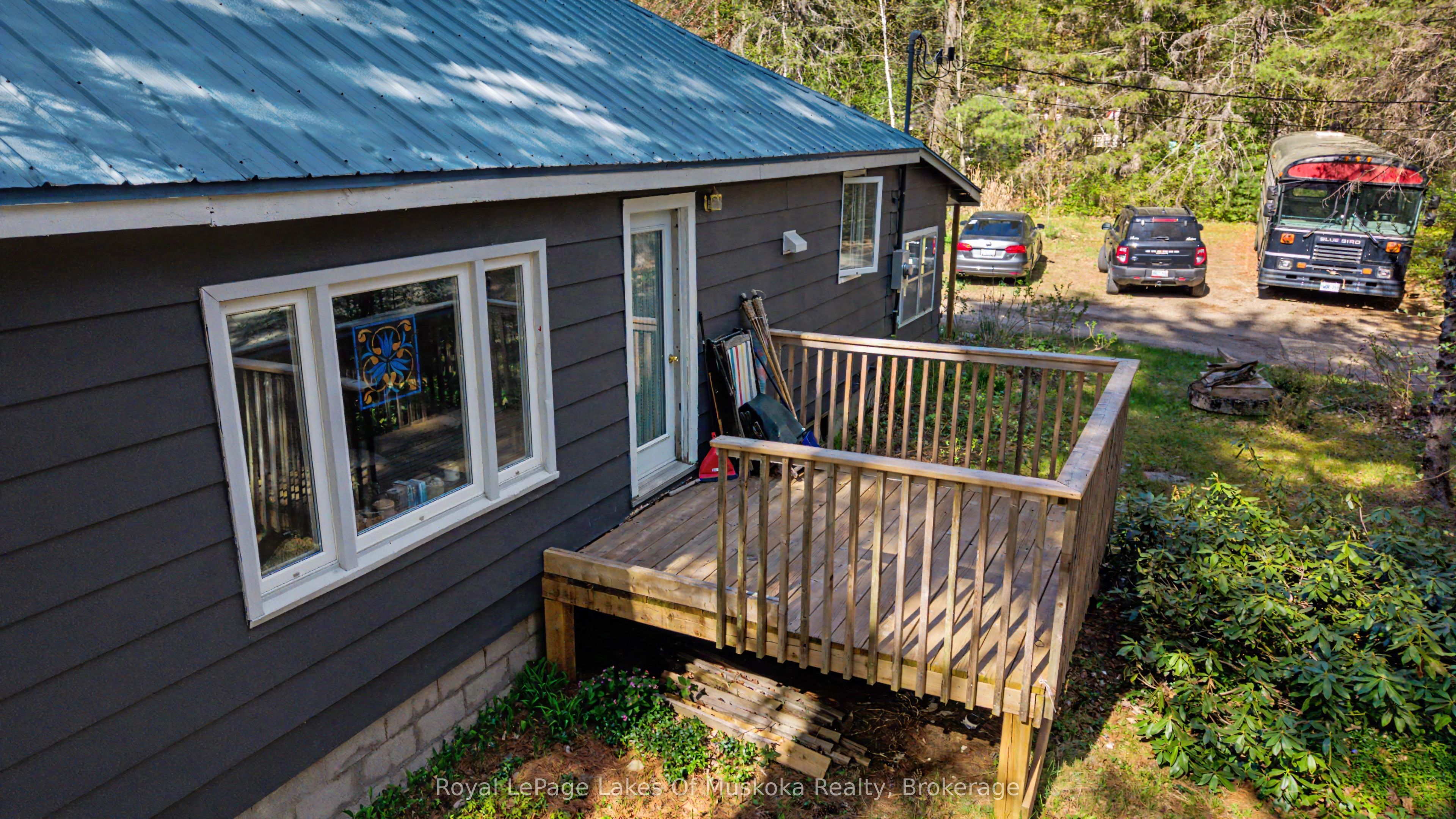 1003 Kelly Road Property Photo 3