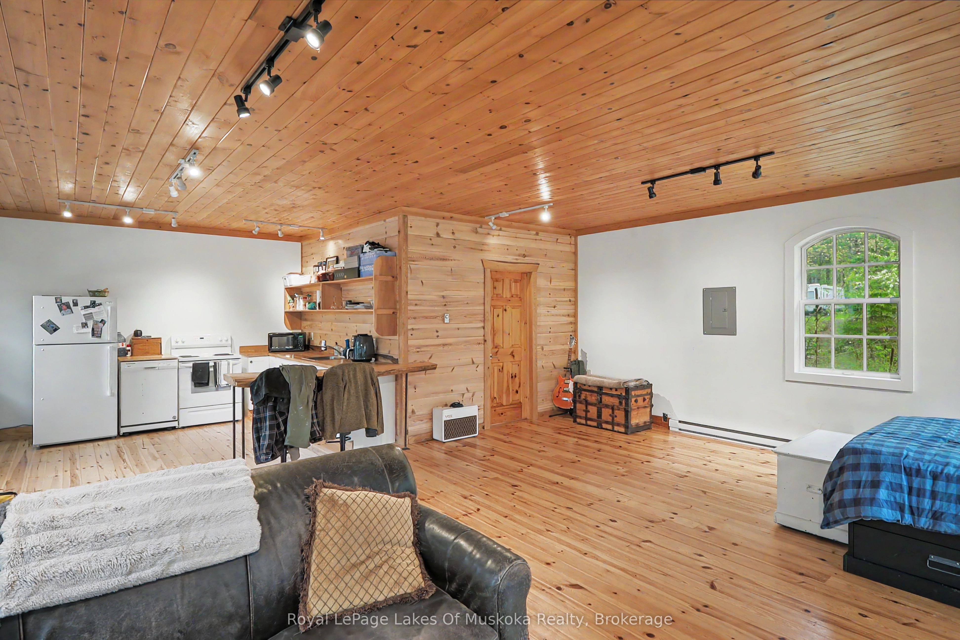1003 Kelly Road Property Photo 26