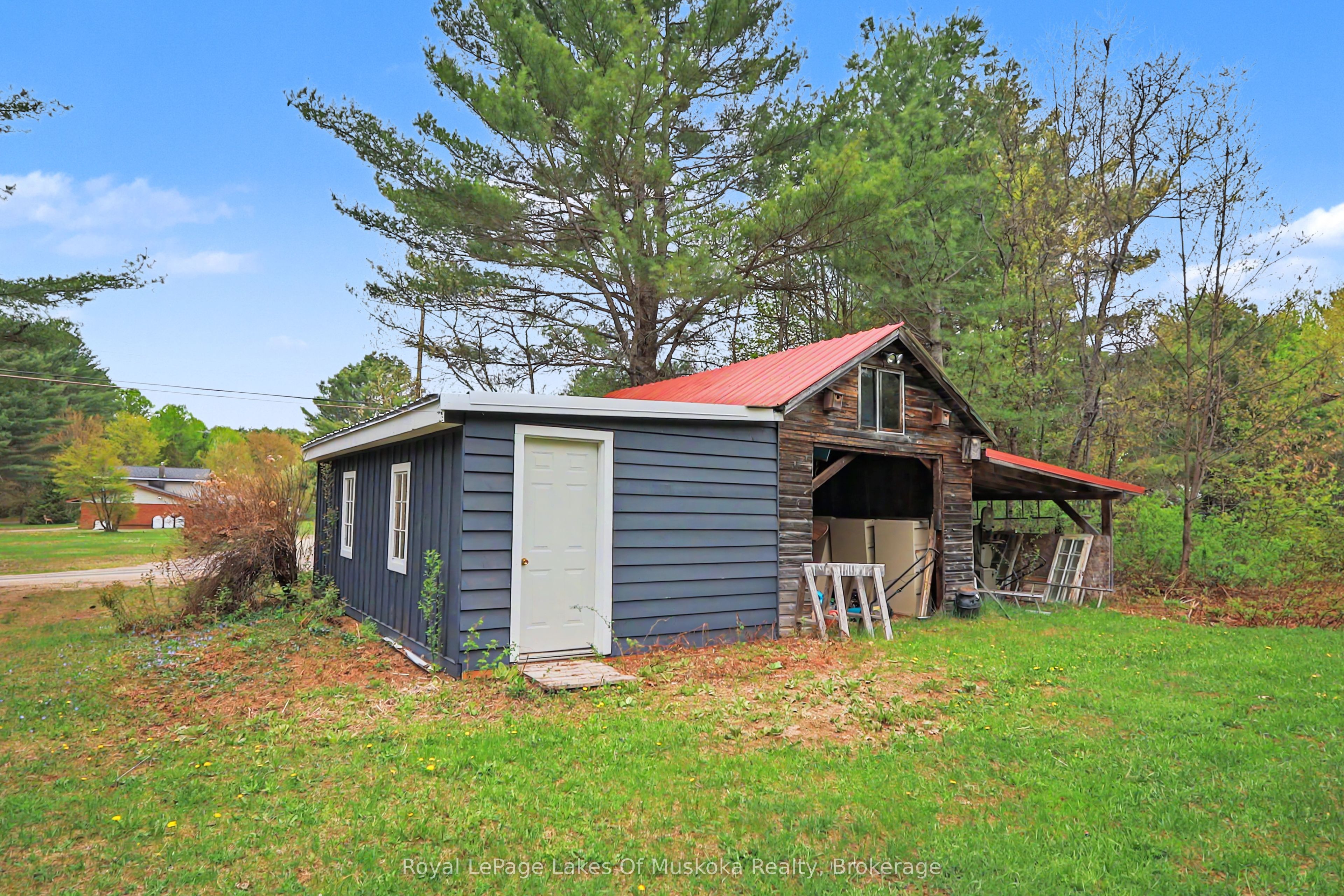 1003 Kelly Road Property Photo 35