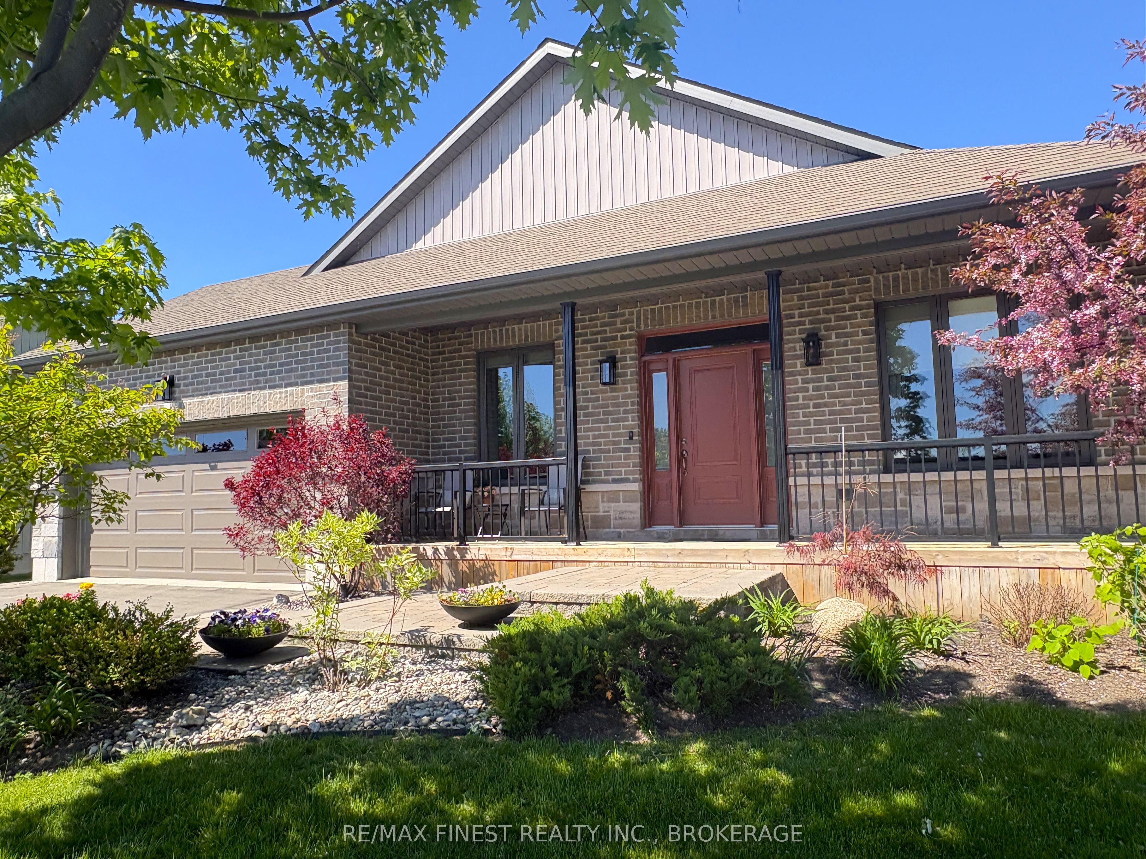 55 Shewman Road Property Photo 1