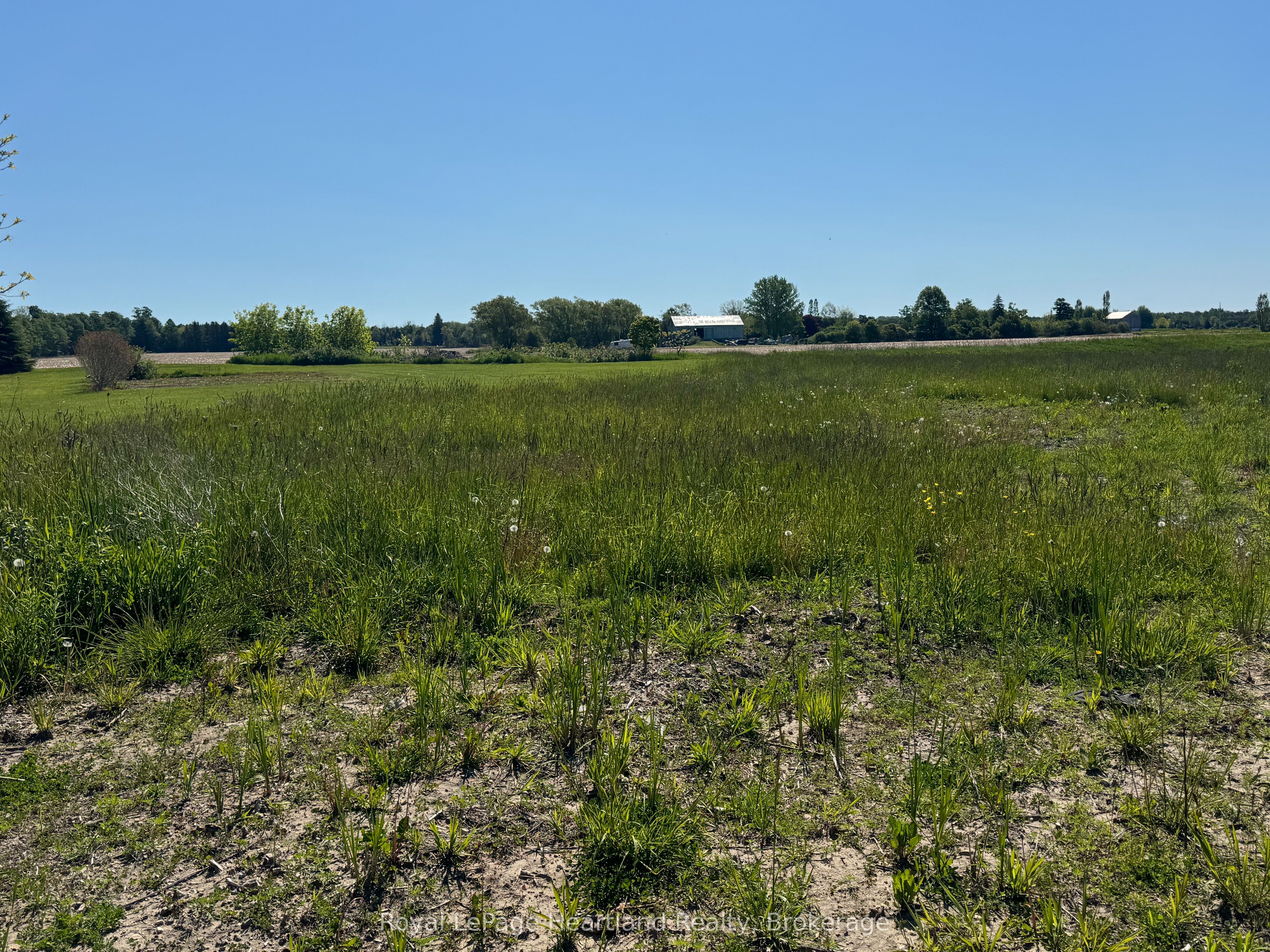 Part 8 Fullerview Circle Property Photo 2