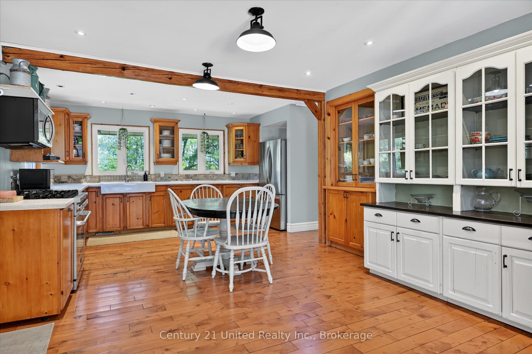 354 Marble Point Road Property Photo 5