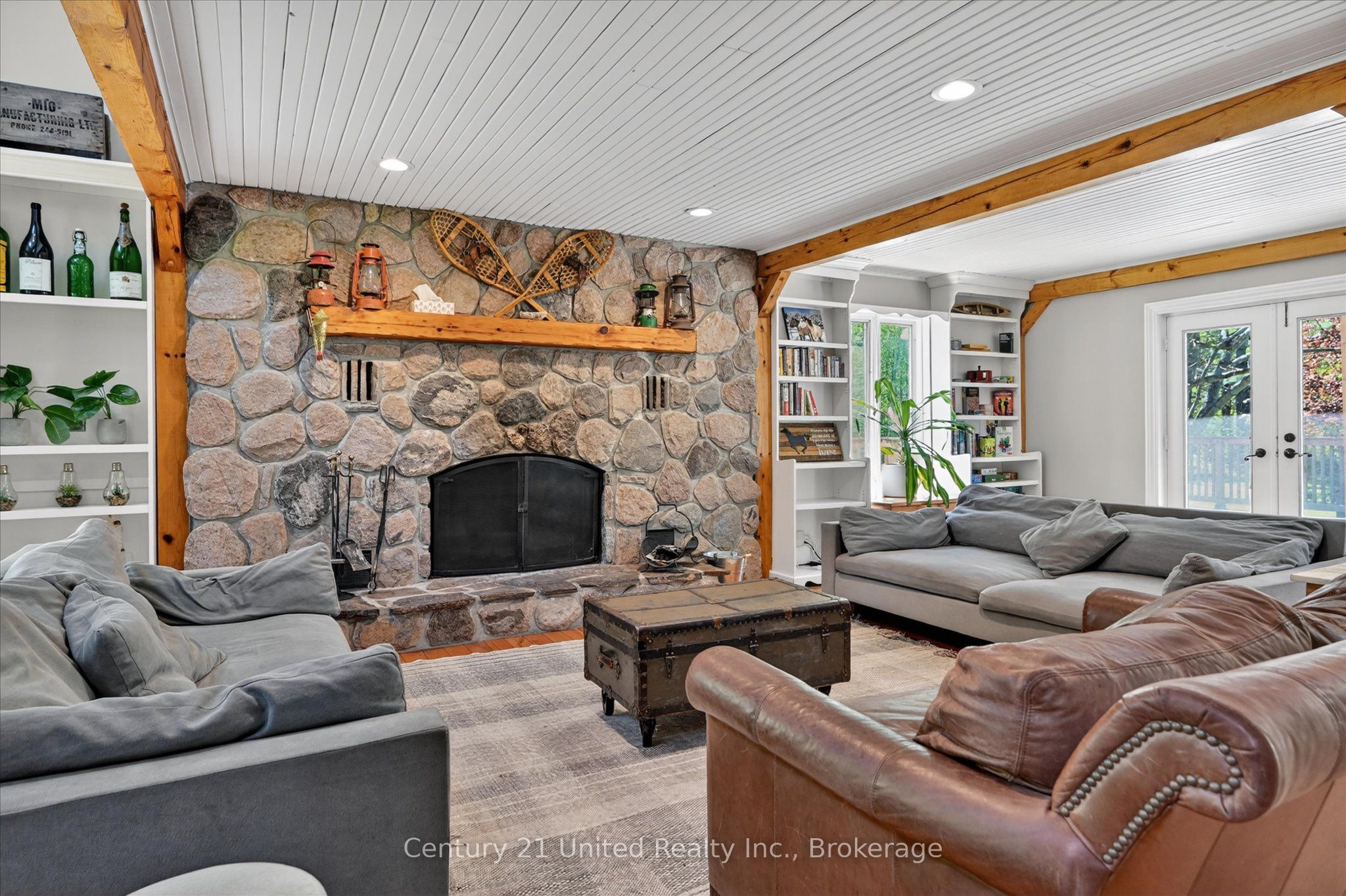 354 Marble Point Road Property Photo 8