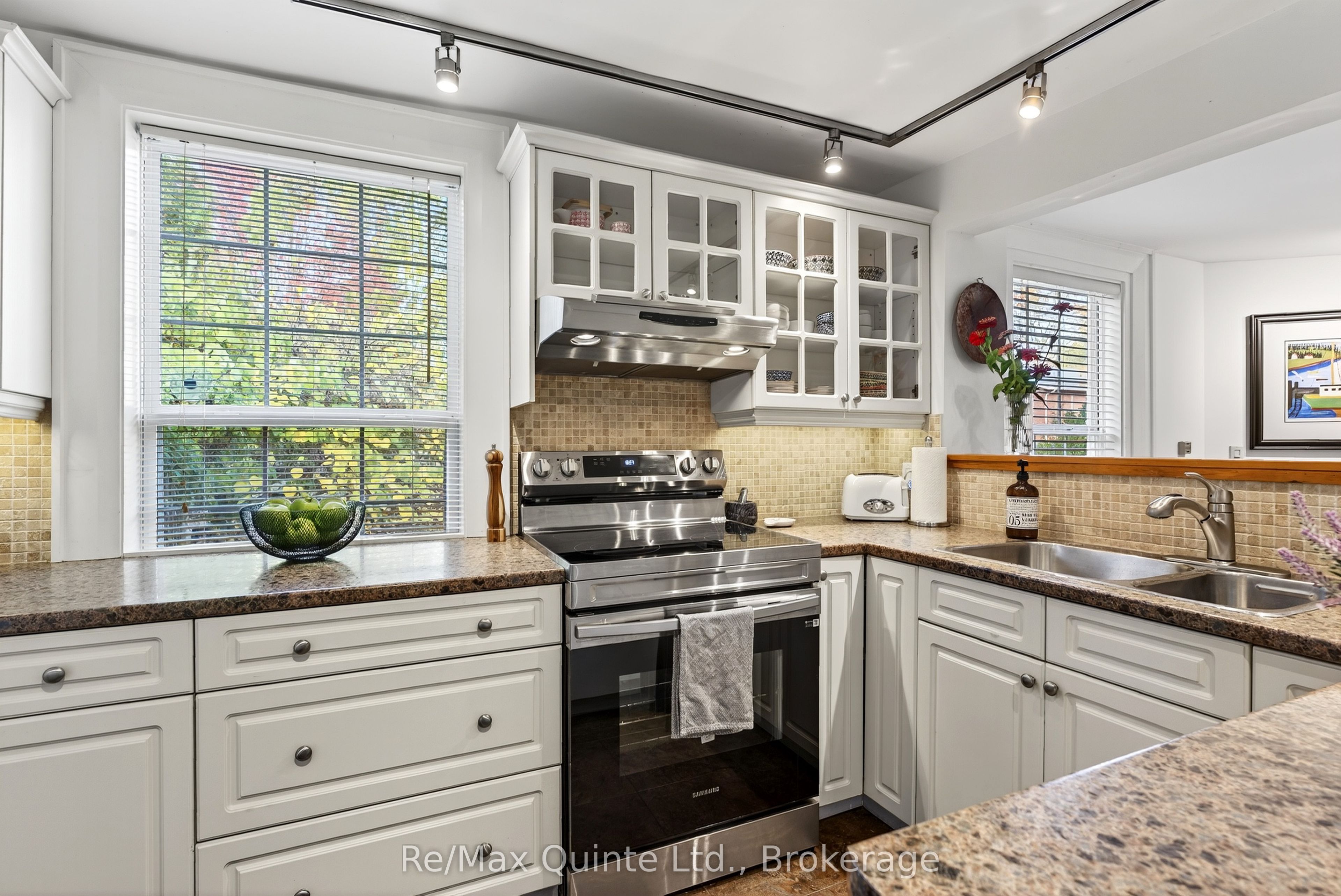 15 Talbot Street Property Photo 14