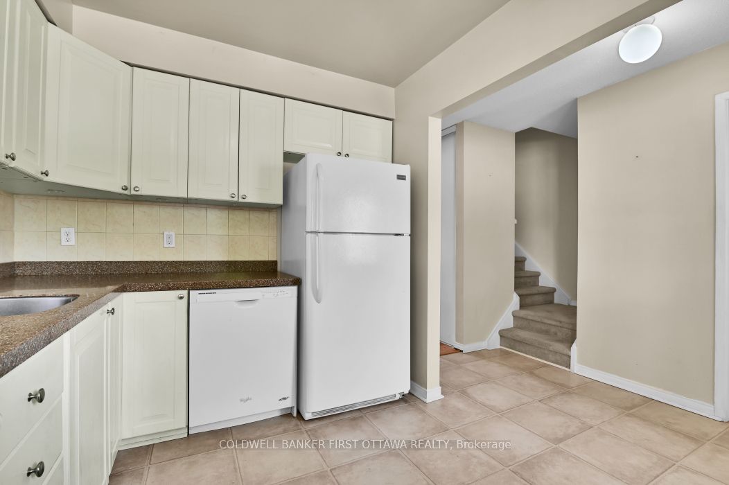 86f Seyton Drive Property Photo 8
